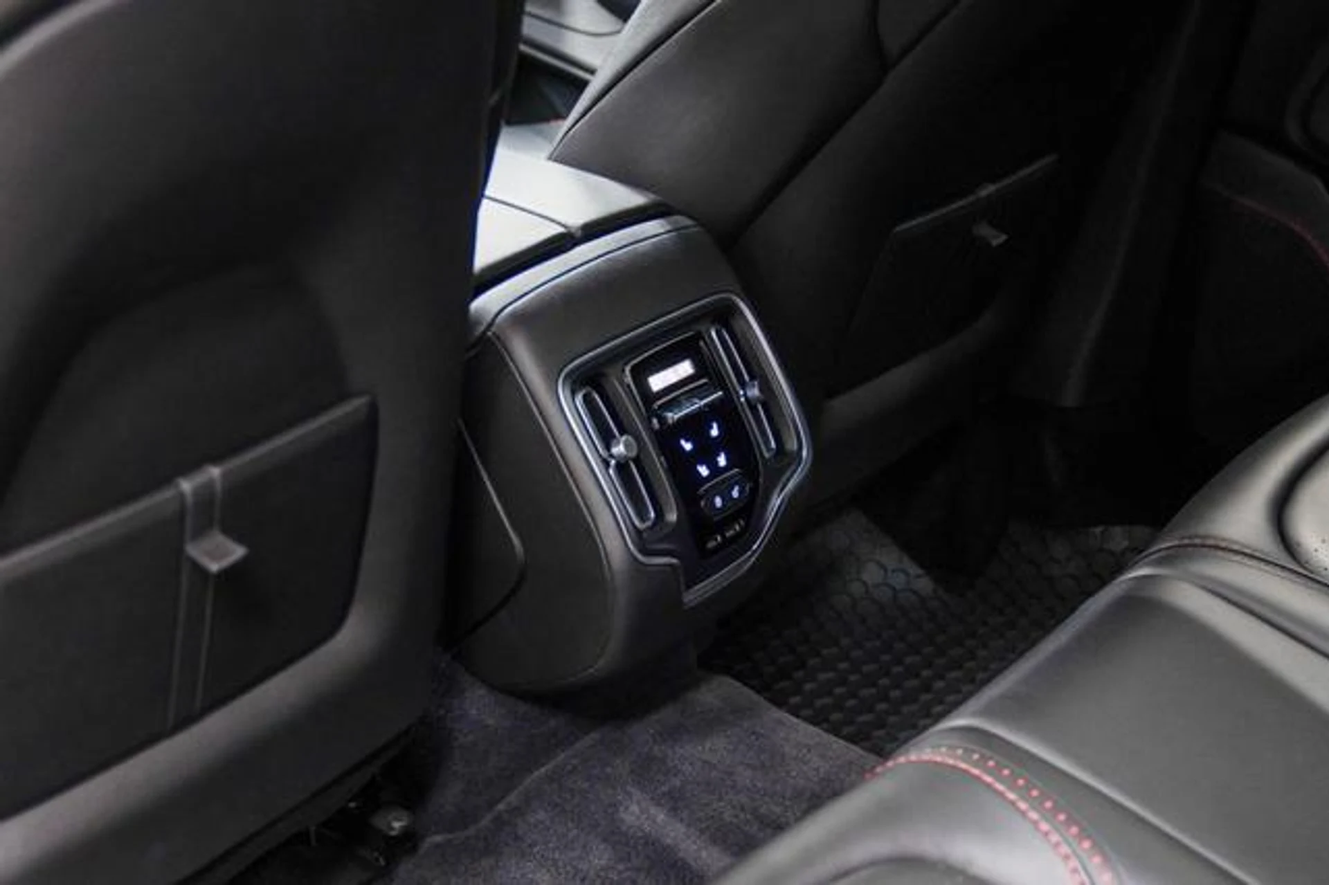 mph022_1693611096_k1_ZK_Nw_Pn0i_F_run_Mi5_WMB_Ip_Lfh0_ec5d978903