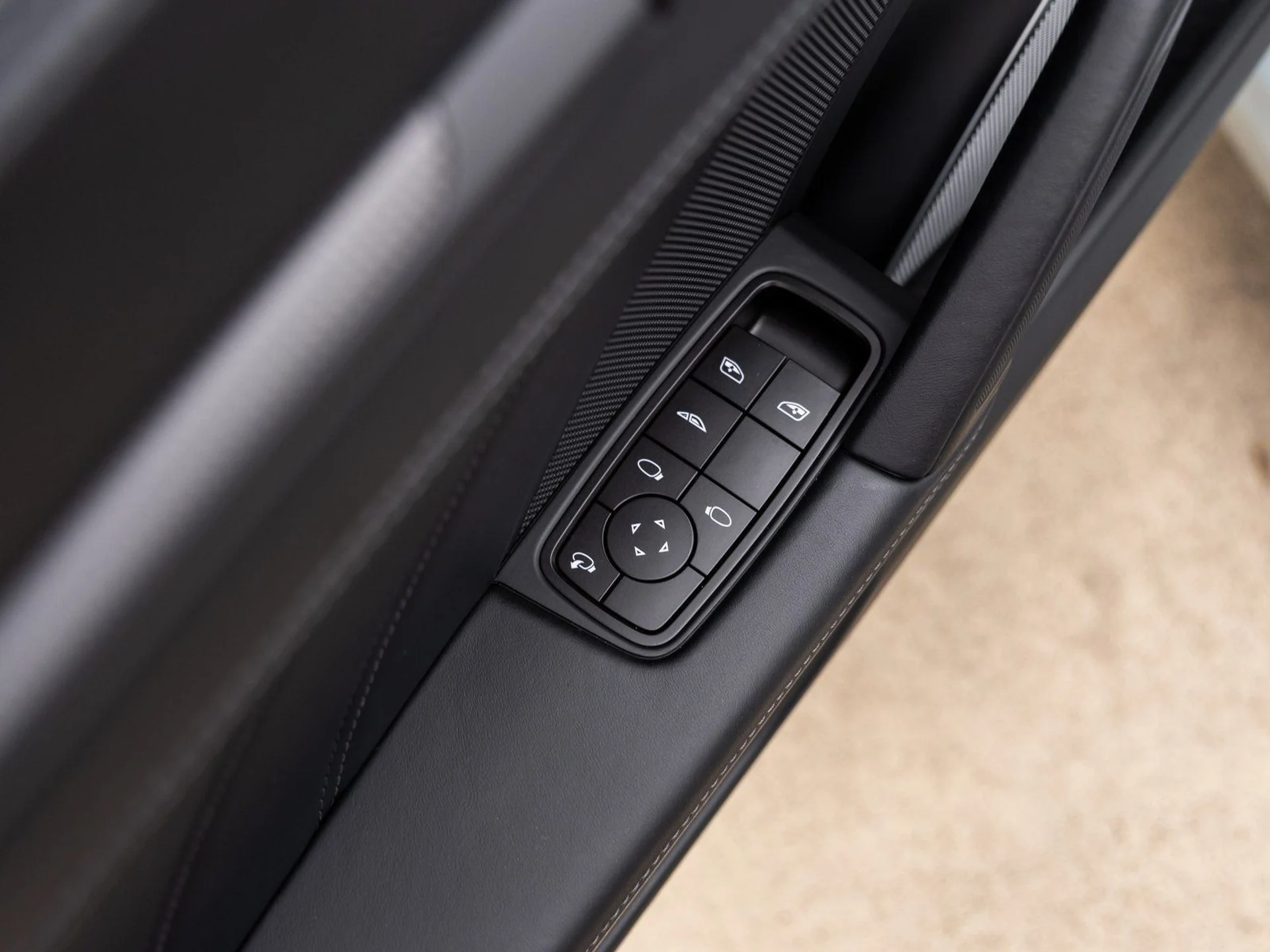 mph022_1706804740_23_ee20b95a08