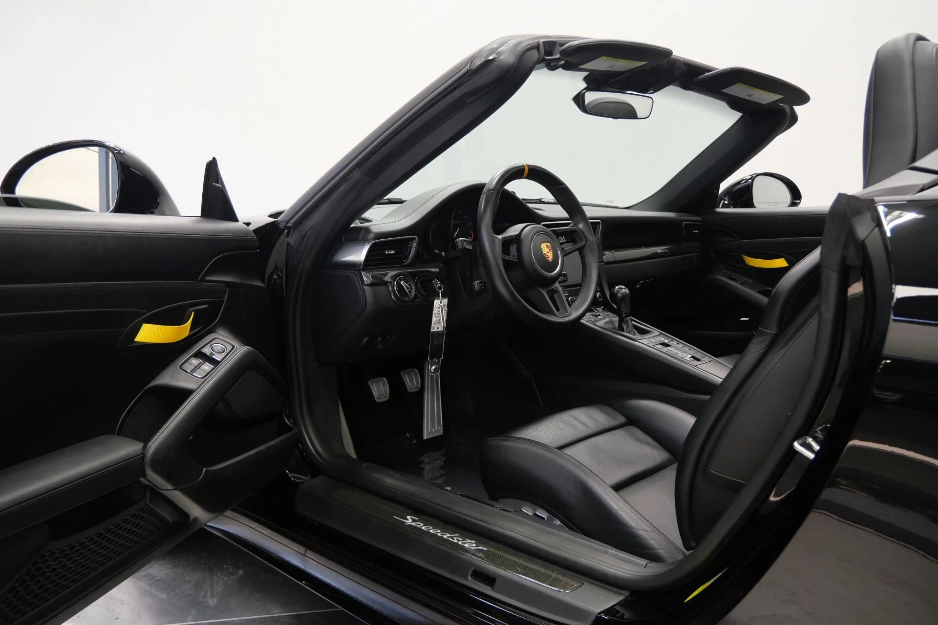 mph022_1708310892_Used_2019_Porsche_911_Speedster_1715_of_Only_1948_Built_6_Speed_Manual_1779827774_0f1b19b630
