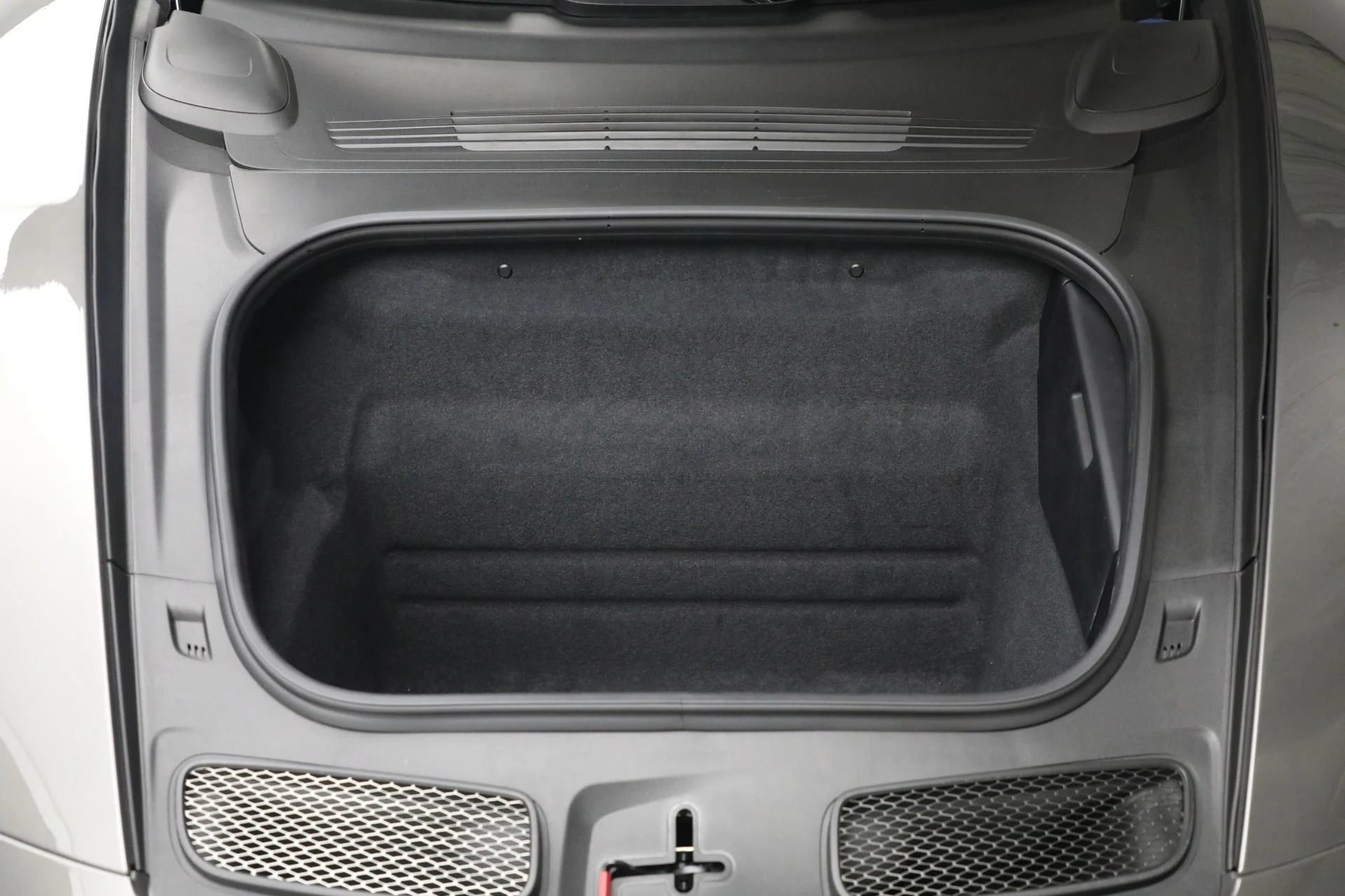 mph022_171097925_Used_2022_Porsche_911_GT_3_1761596915_ebc2b30c40