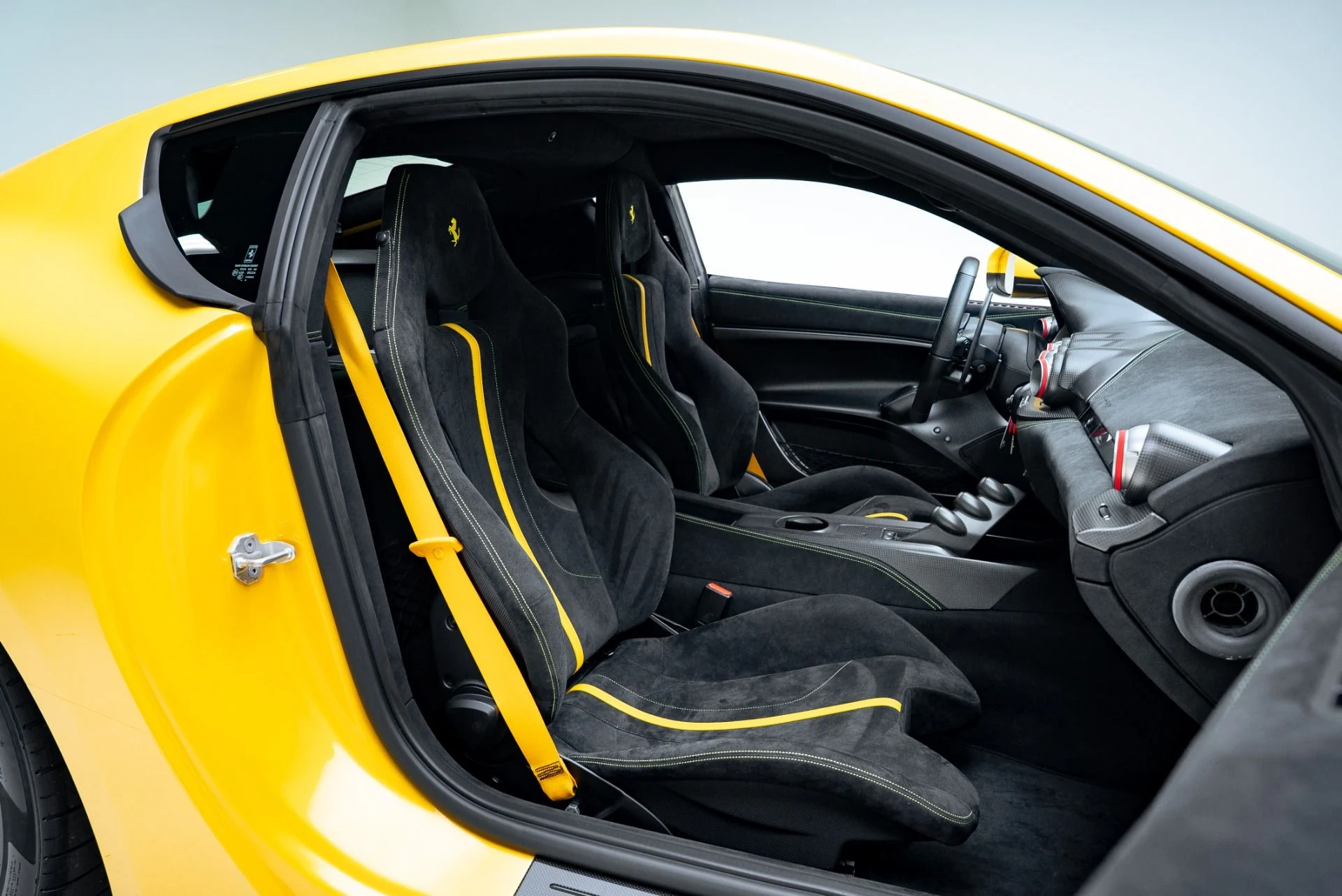 mph022_1711652163_Used_2017_Ferrari_F12tdf_1777334910_a9856b382d