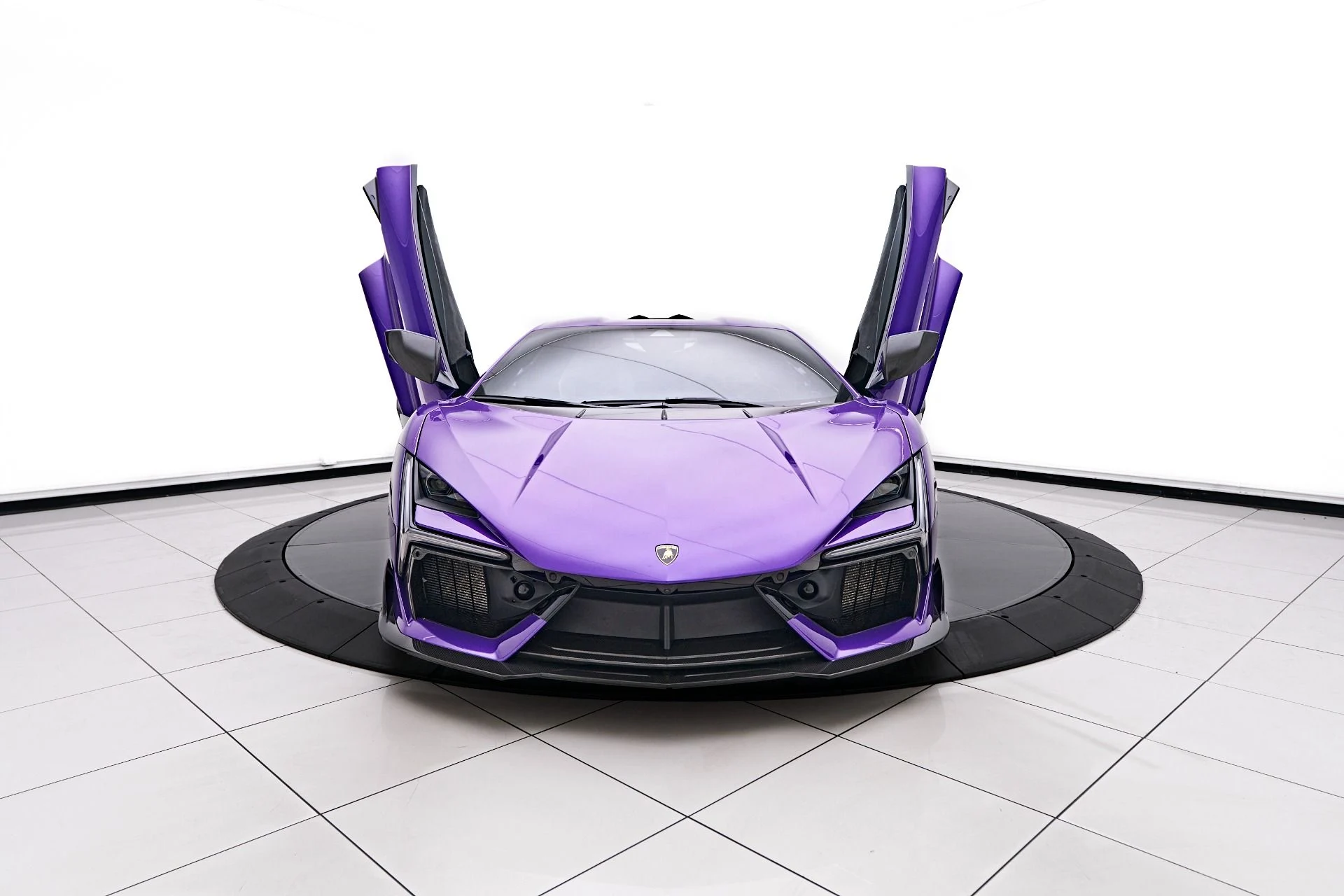 mph022_1714383065_Used_2024_Lamborghini_Revuelto_Base_1756862224_5afadcef74