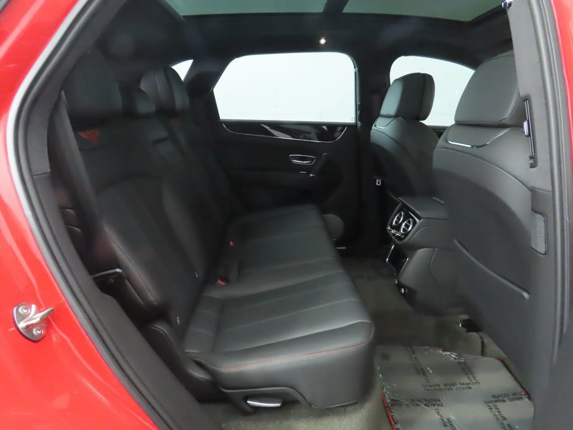 mph022_1720683928_used_2019_bentley_bentayga_v8awd_8119_22926771_23_1024_f9fdb6616e