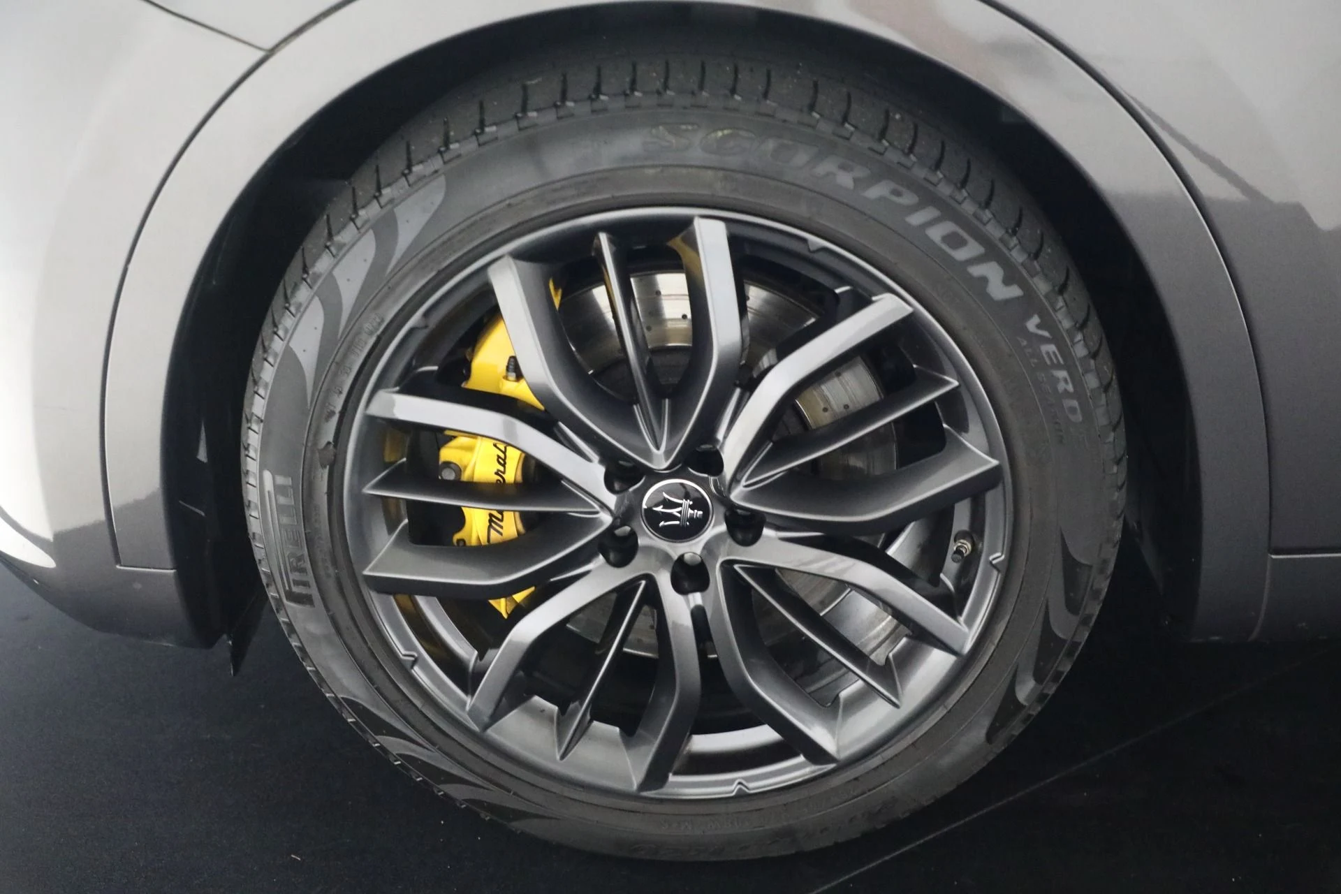 mph022_1727228287_Used_2022_Maserati_Levante_Modena_0d47ffcccf