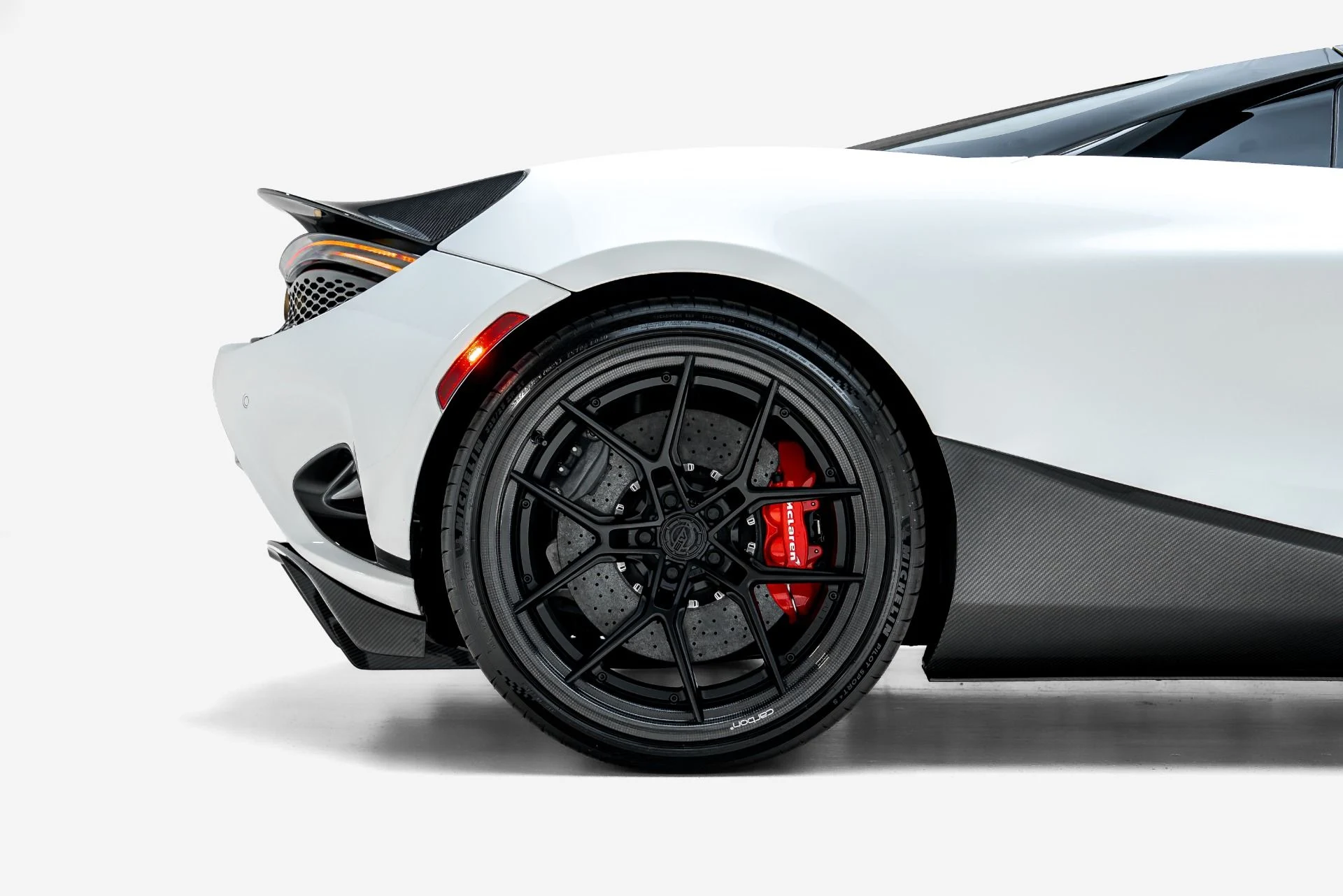 mph022_1727957294_Used_2024_Mc_Laren_750_S_Spider_1788366779_fb69794eca