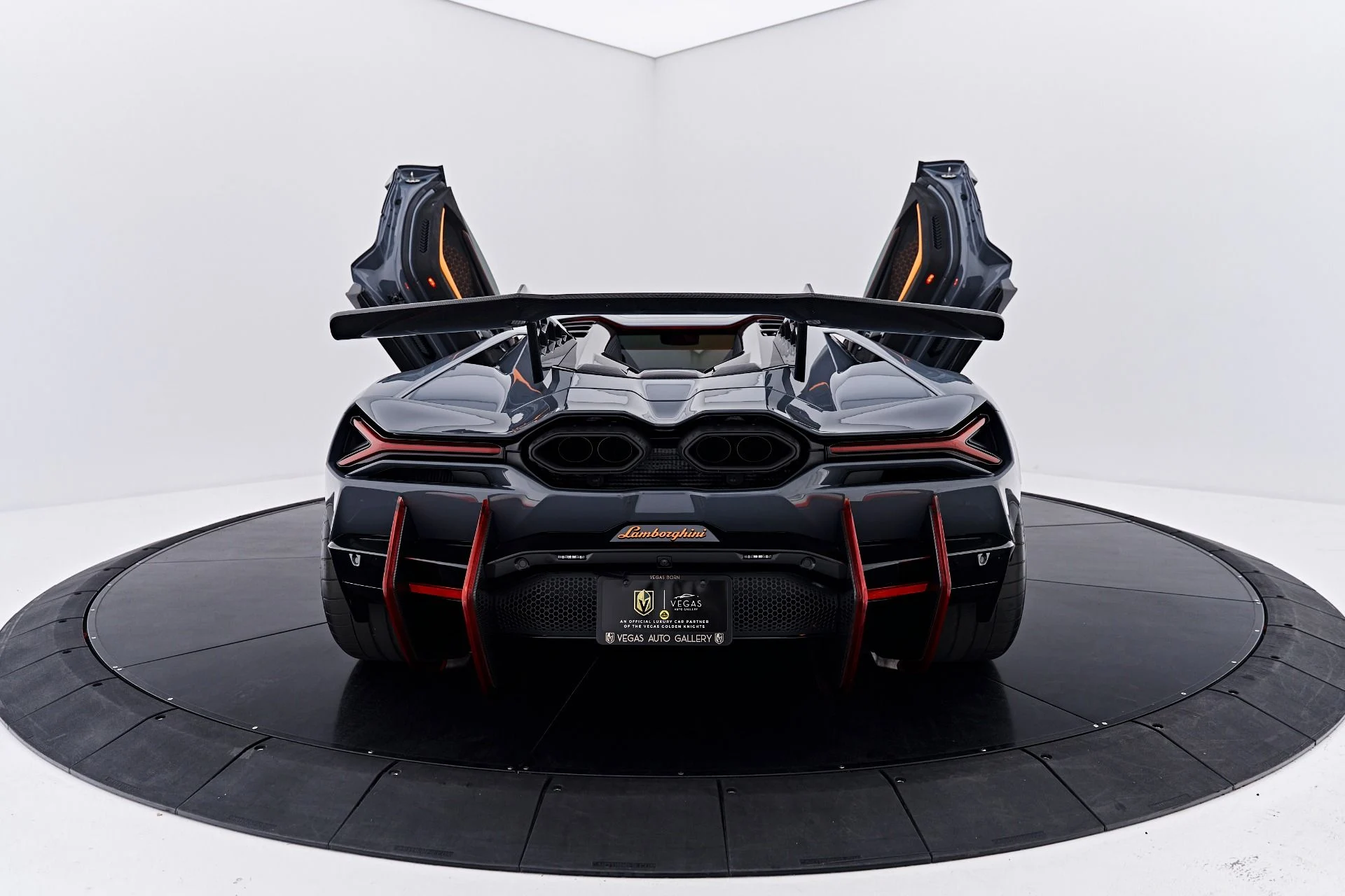 mph022_1728027518_Used_2024_Lamborghini_Revuelto_Base_1789623389_bc99eb2002