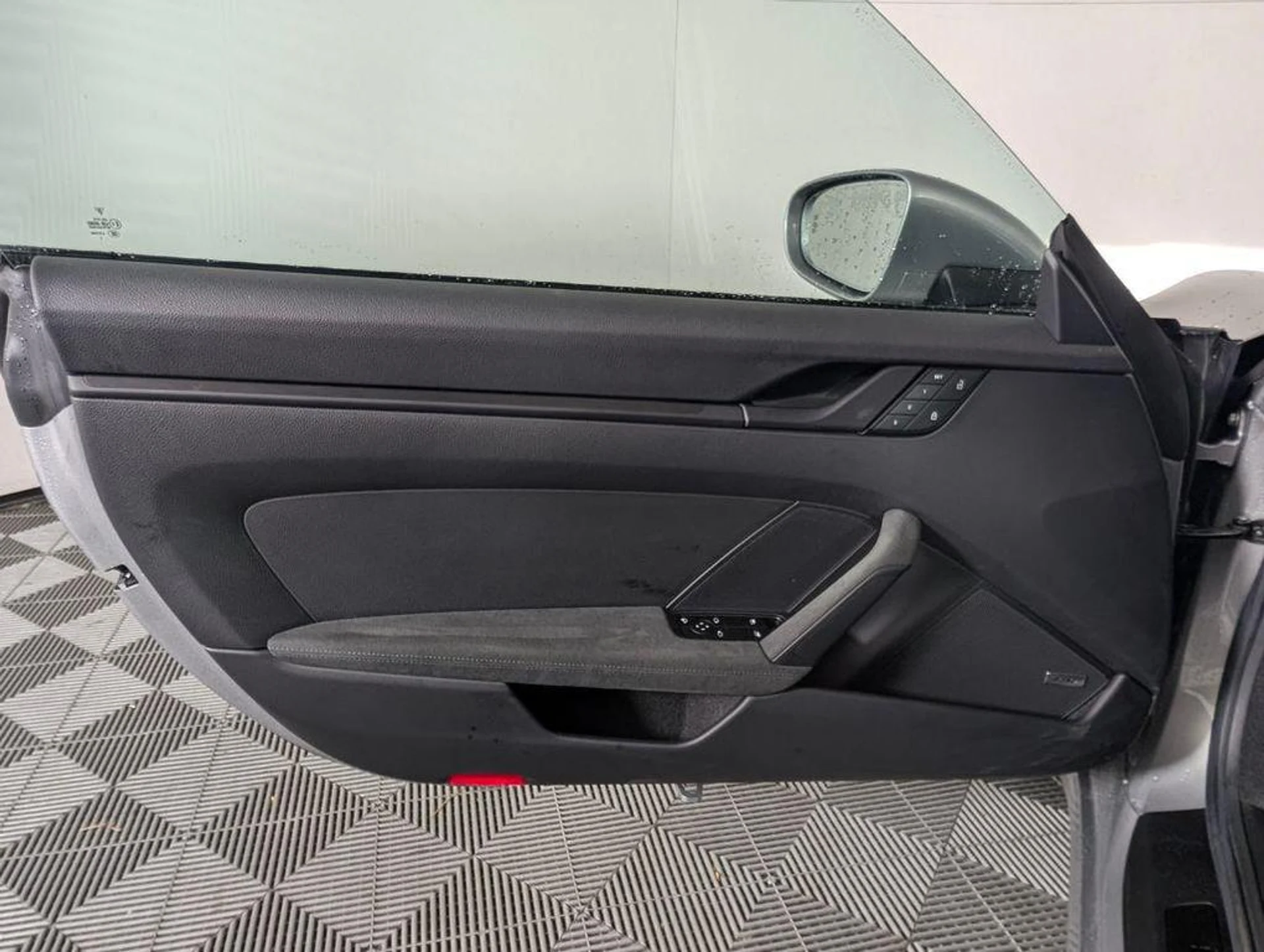 mph022_1737715573_n_Lhb_NR_6a2xhvm_QL_Lo_YE_4uh_Hc_J_Dk_9b03c6a314