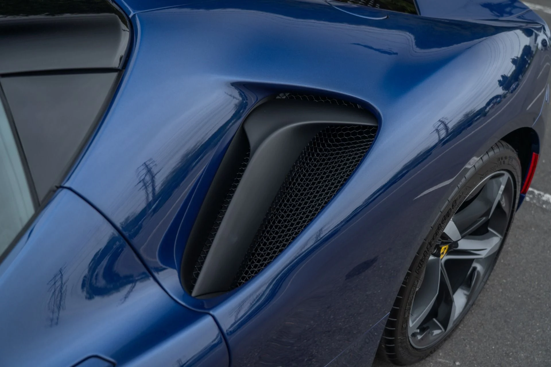 mph022_1747137989_Used_2023_Ferrari_SF_90_Stradale_1759957430_c83aa82ef3