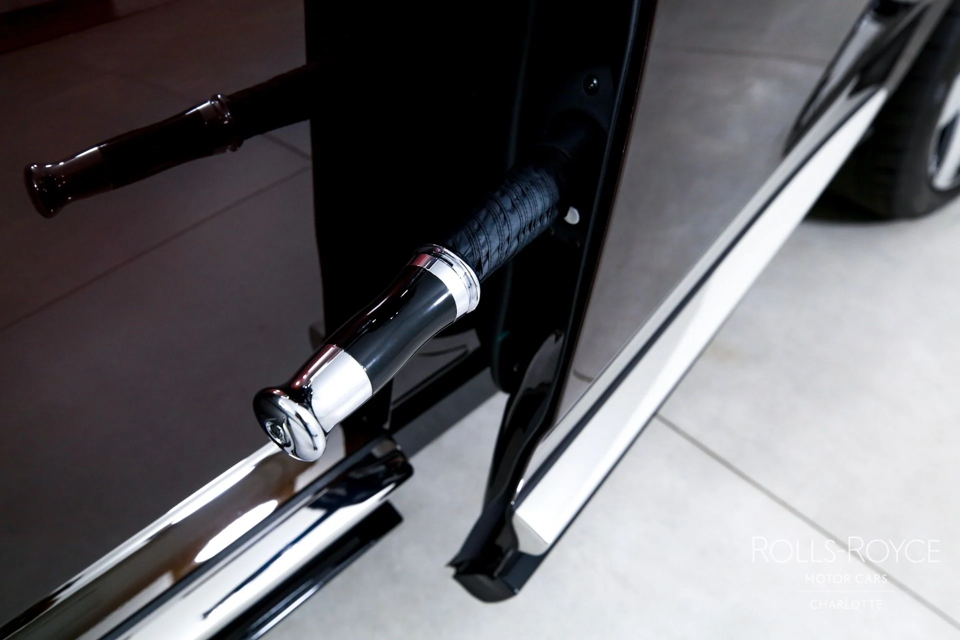 mph022_1753216718_Used_2025_Rolls_Royce_Cullinan_1757716745_67dc627b85