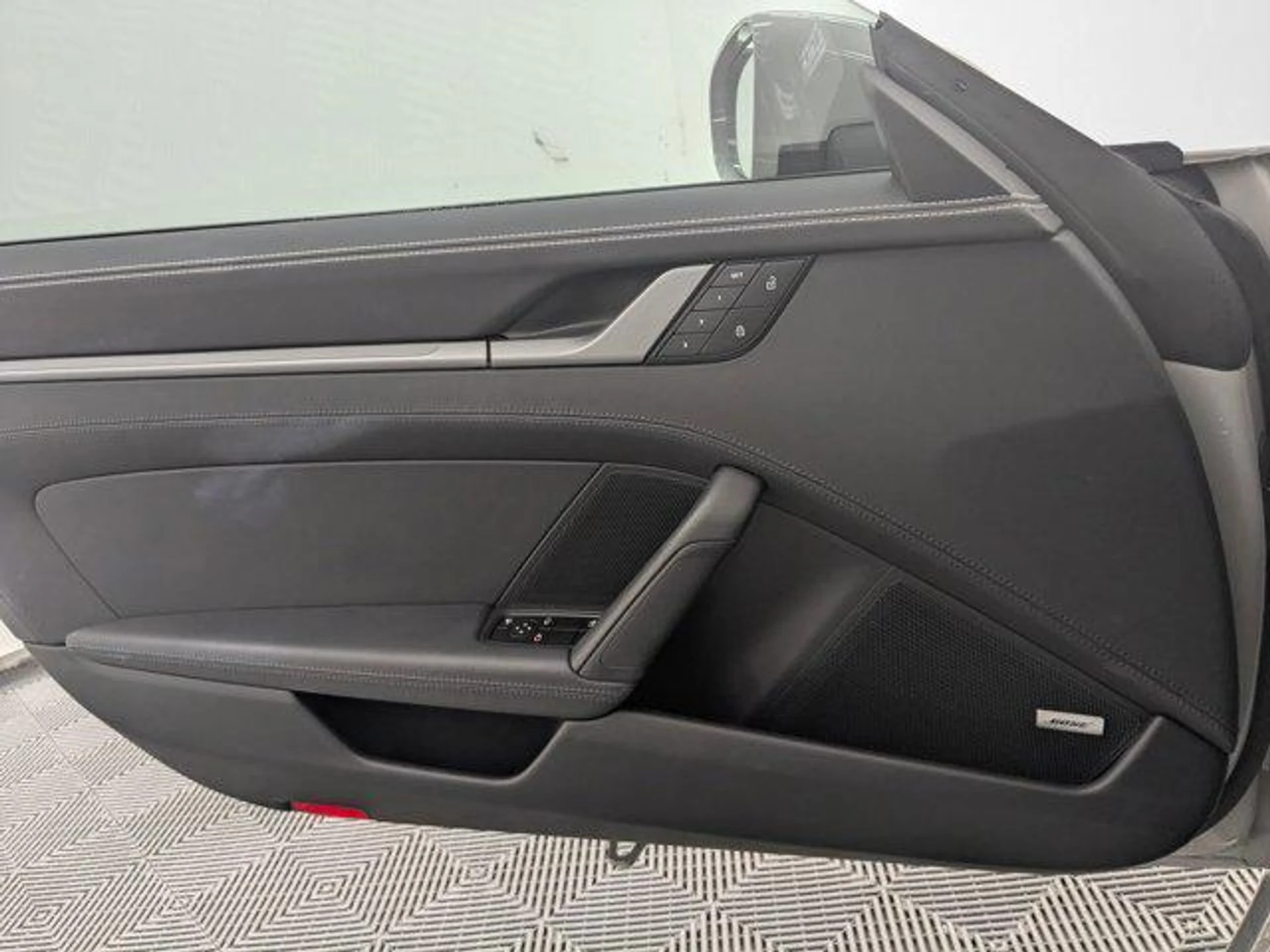 mph022_176332843_4_QNE_8_Qi_H7_Fkv_Aih_JZQ_9b_KK_0_Xy8c_8e83b5149f