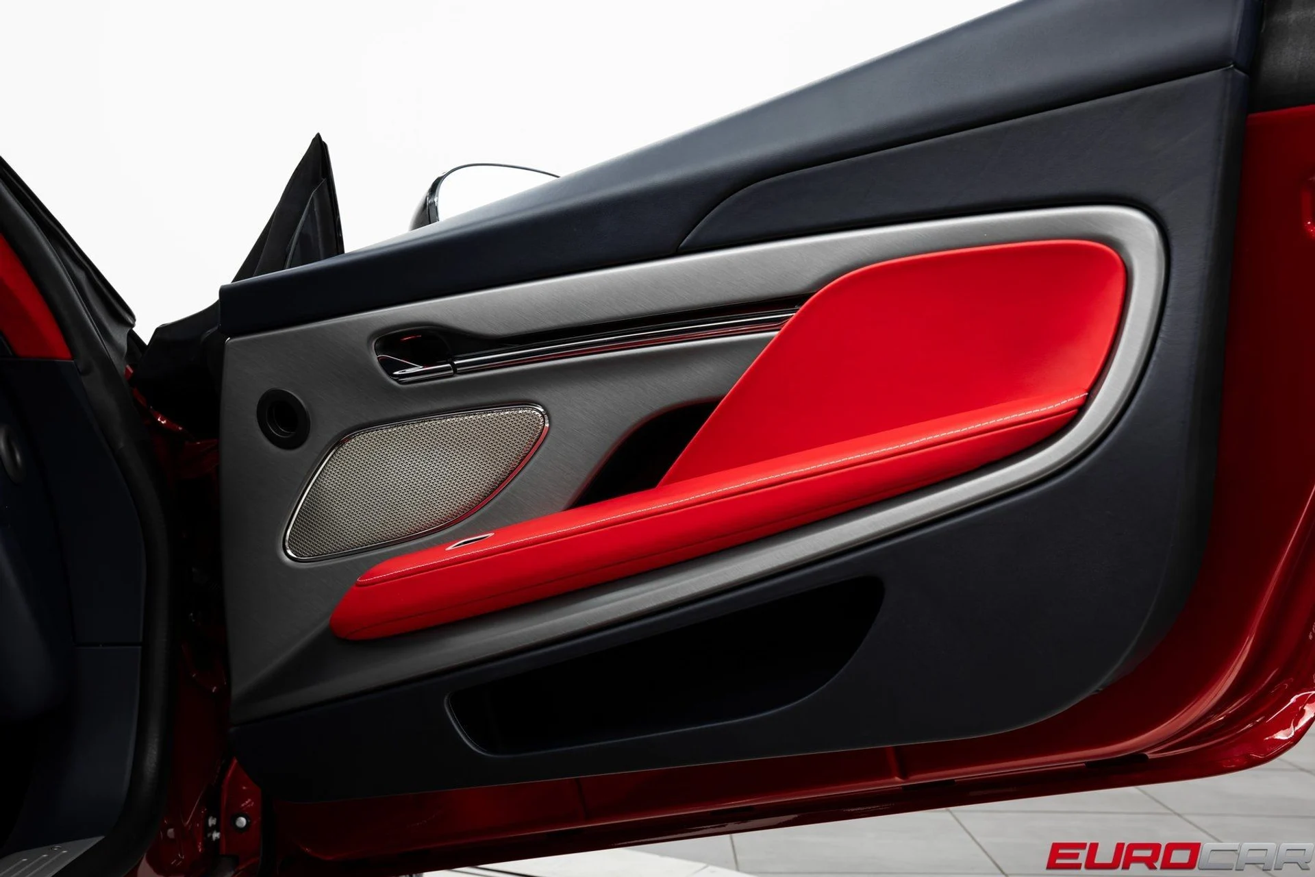 mph022_176513573_image_23_f5d1091323