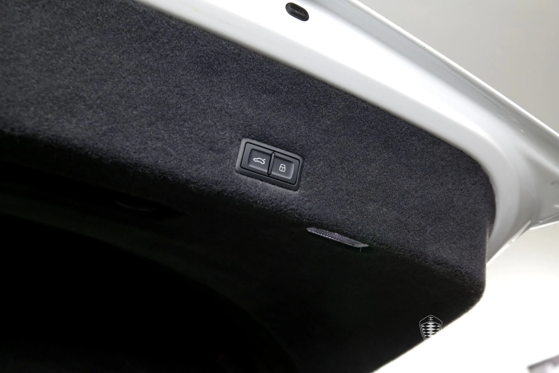 mph022_1765720119_Used_2023_LAMBORGHINI_URUS_S_PEARL_CAPSULE_1720196189_34f83c55c1