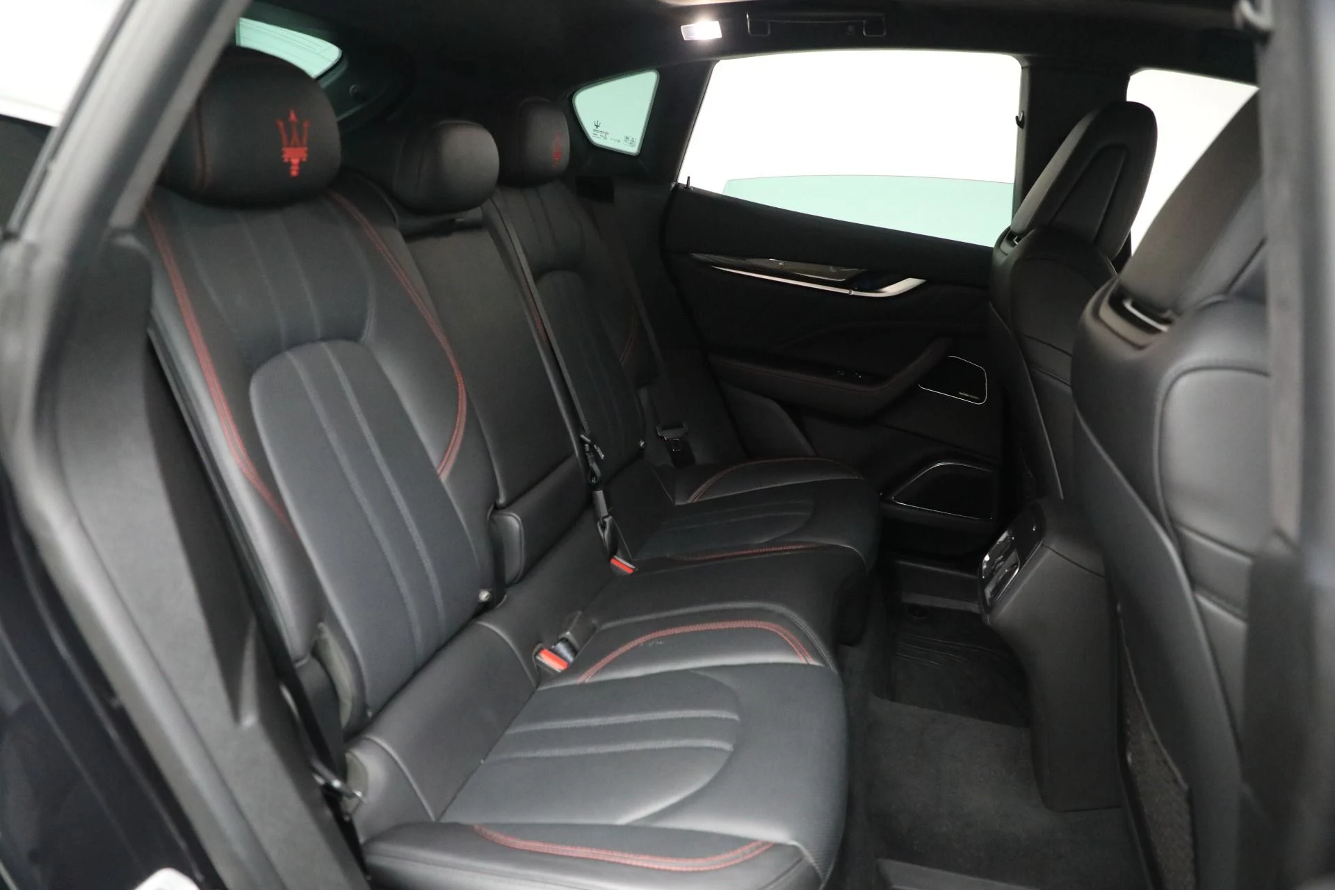 mph022_1766079891_Used_2022_Maserati_Levante_Modena_d88113f98e