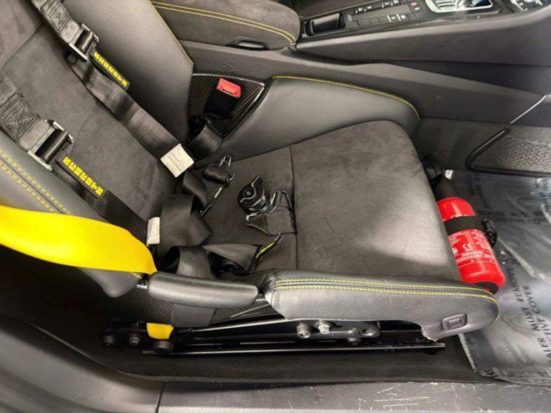 mph022_1766444594_qu_C8z_BWI_4_Xppe_Rb_HGJ_7_X_Cba0_E8_73d369f788