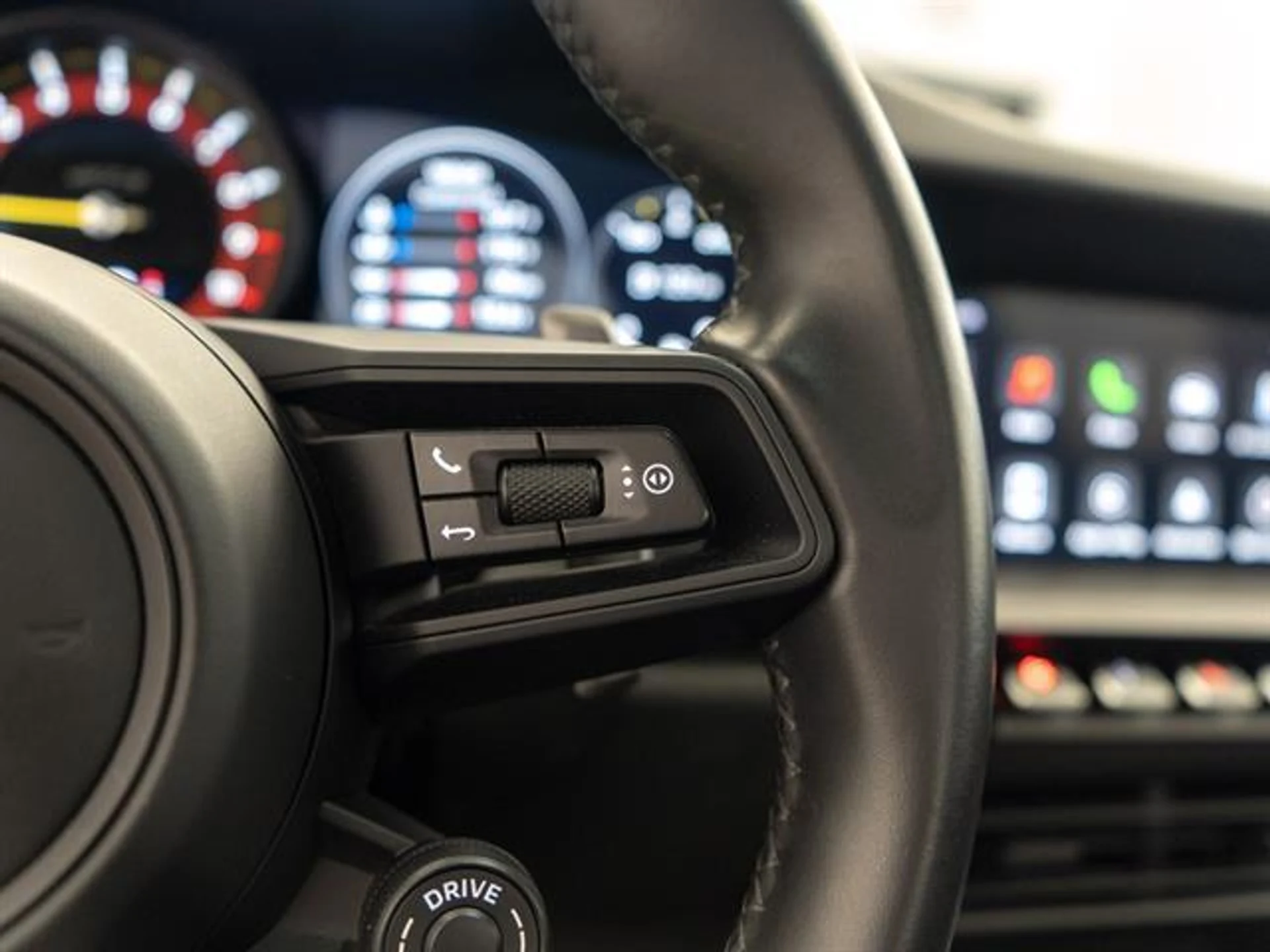 mph022_176946983_Hlm_XN_6m0_Soe4_JFUM_2ba_Ic_Lg5_VQA_a4866bd041