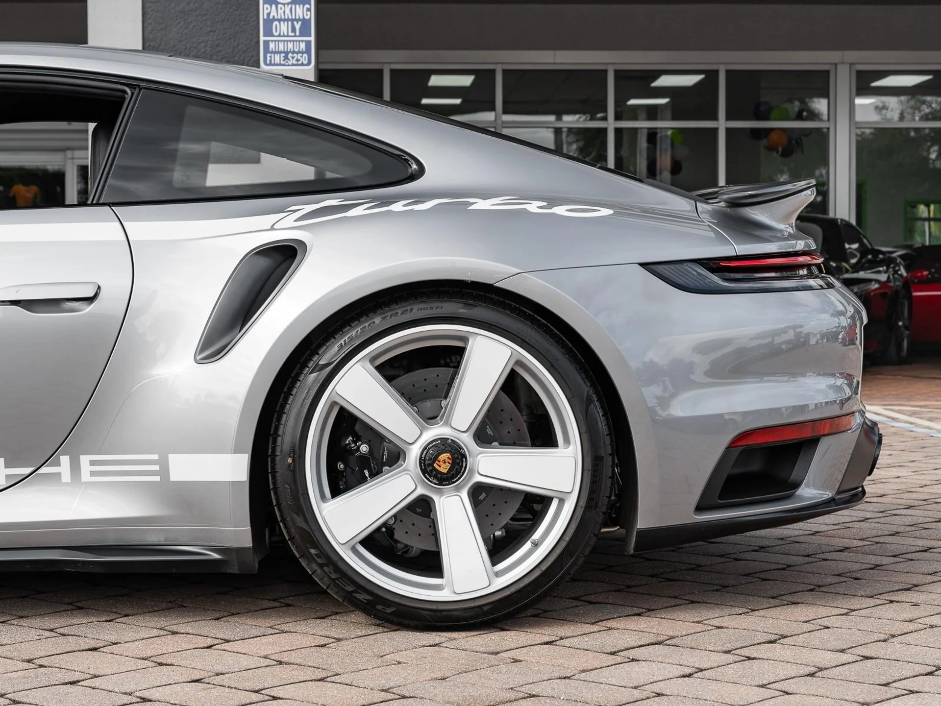 mph022_1776072160_Used_2025_Porsche_911_Turbo_1761858403_ed7e128152