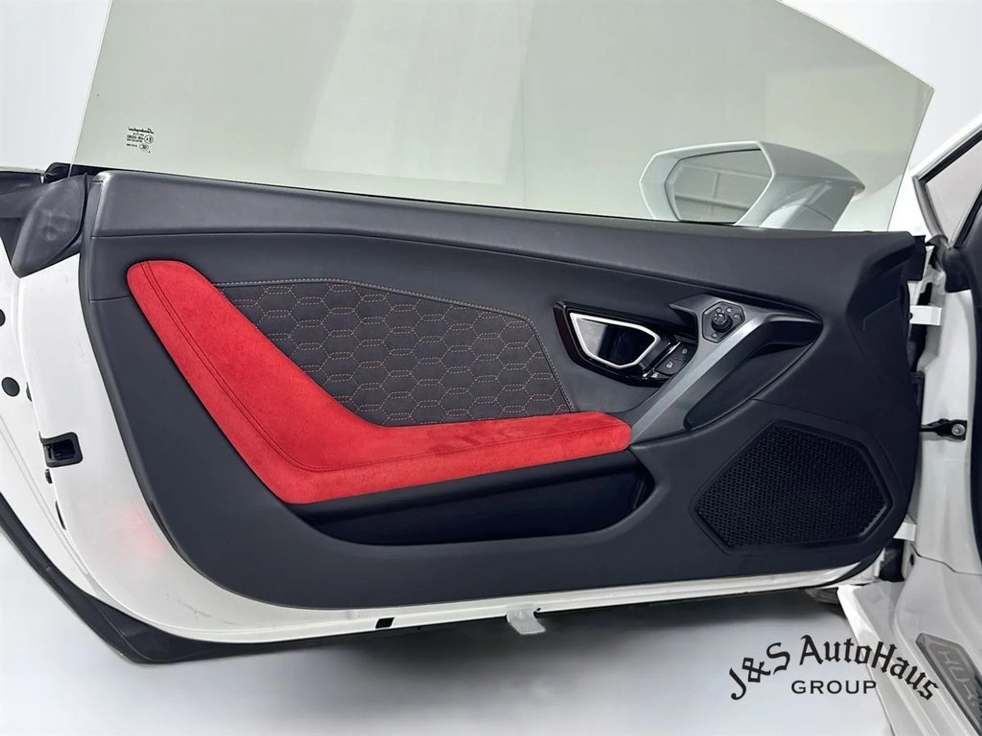 mph022_1777384848_hnafrqcoglw6jl8j1mtlr7pymo6r_977b5fd8d6