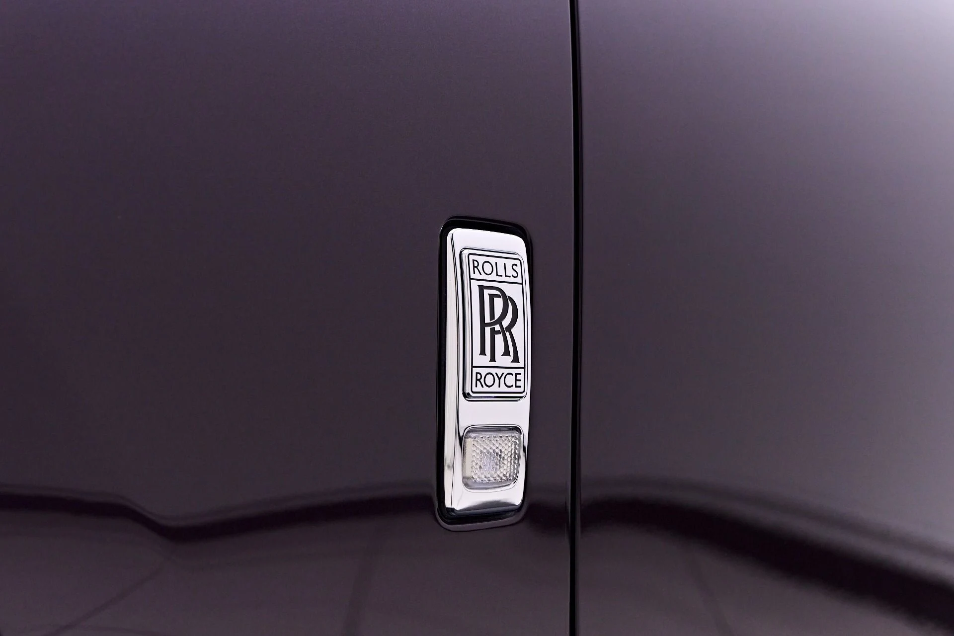 mph022_1777749980_Used_2024_Rolls_Royce_Ghost_Base_1752169894_4d95bc6394