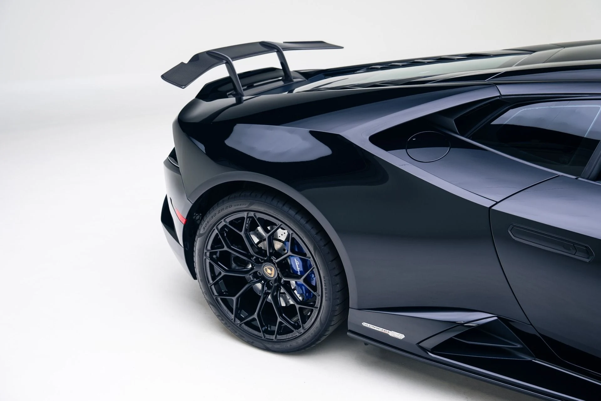 mph022_1778956299_Used_2021_Lamborghini_Huracan_EVO_1765497065_88b203b649