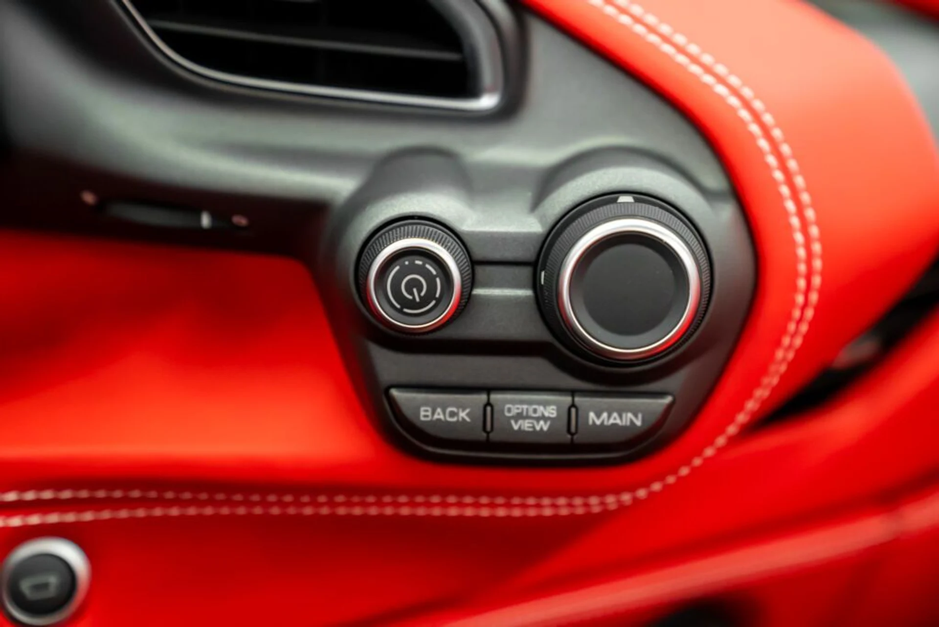 mph022_1779846927_ferrari_488_spider_2019_jpg_v_1754355020_4caf3e2b70