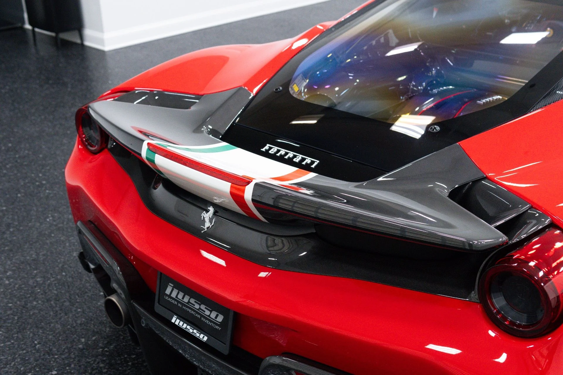 mph022_1783617663_Used_2020_Ferrari_488_Pista_1788470814_5824bd3725