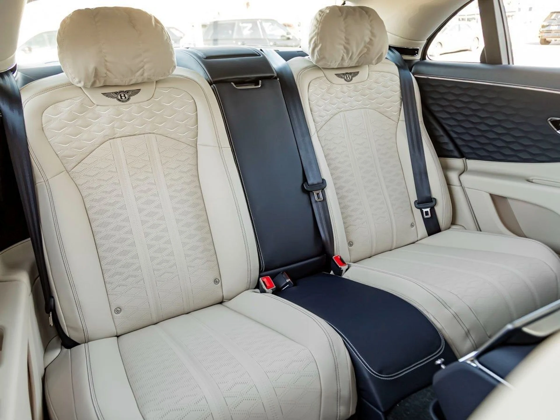 mph022_1786081336_23_e17f9b0244