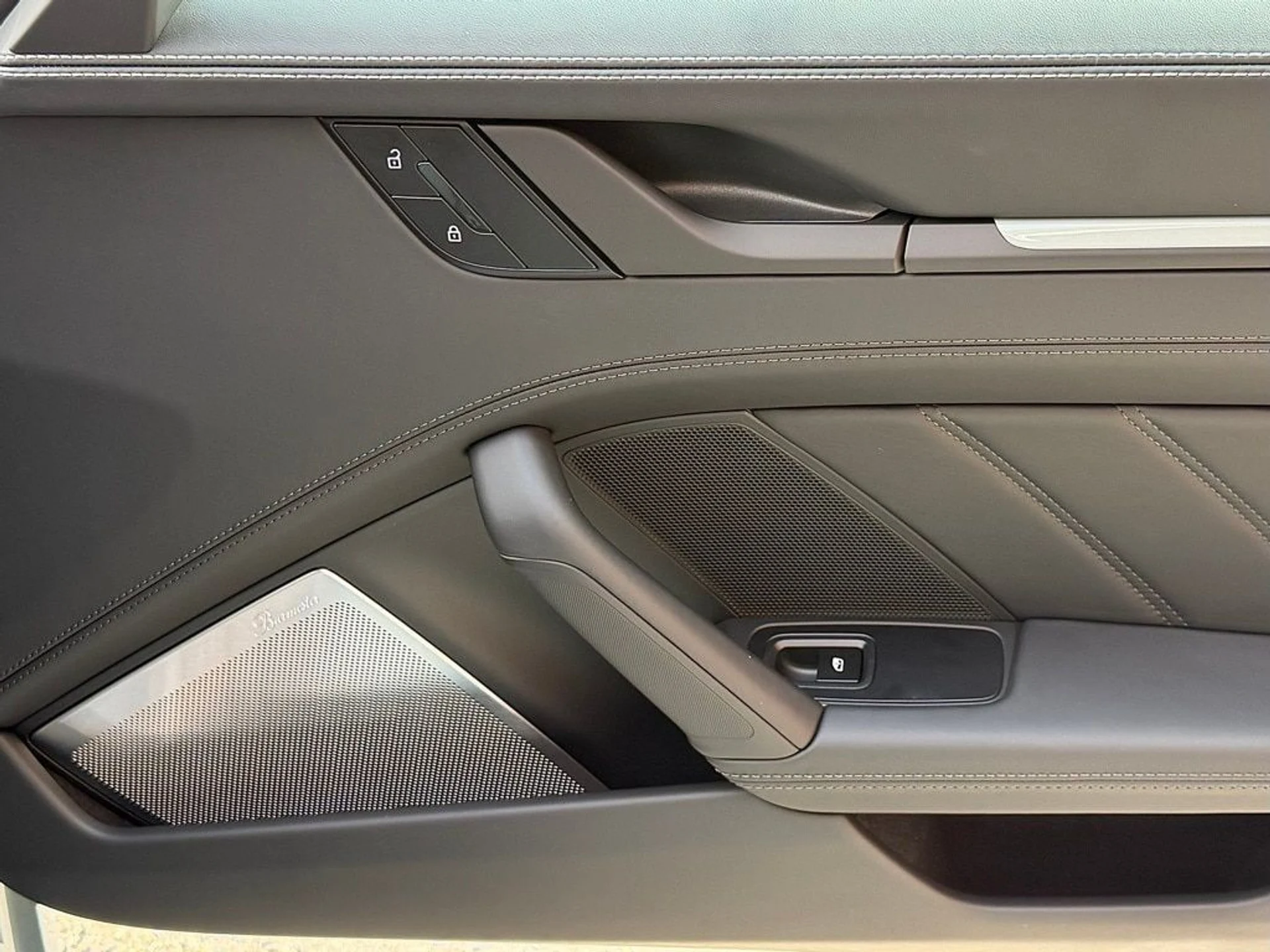 mph022_1787132633_c18633618e3596fbe1f6e5fb1e660358x_20d8fa1bc9