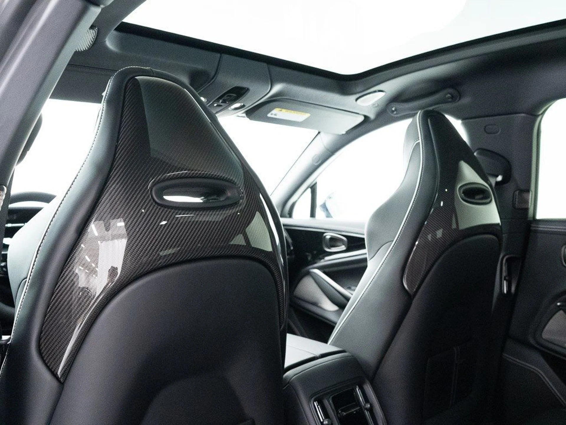 mph022_1799850484_b1cd15a445cf1d44af572188649e5c10_4053b4575a