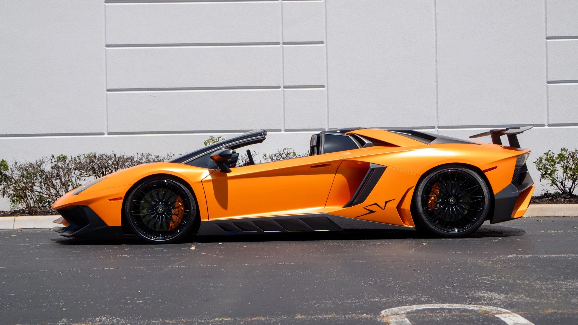 mph022_1815613403_Used_2017_Lamborghini_Aventador_LP_750_4_SV_1750200033_5bc72ad6b6
