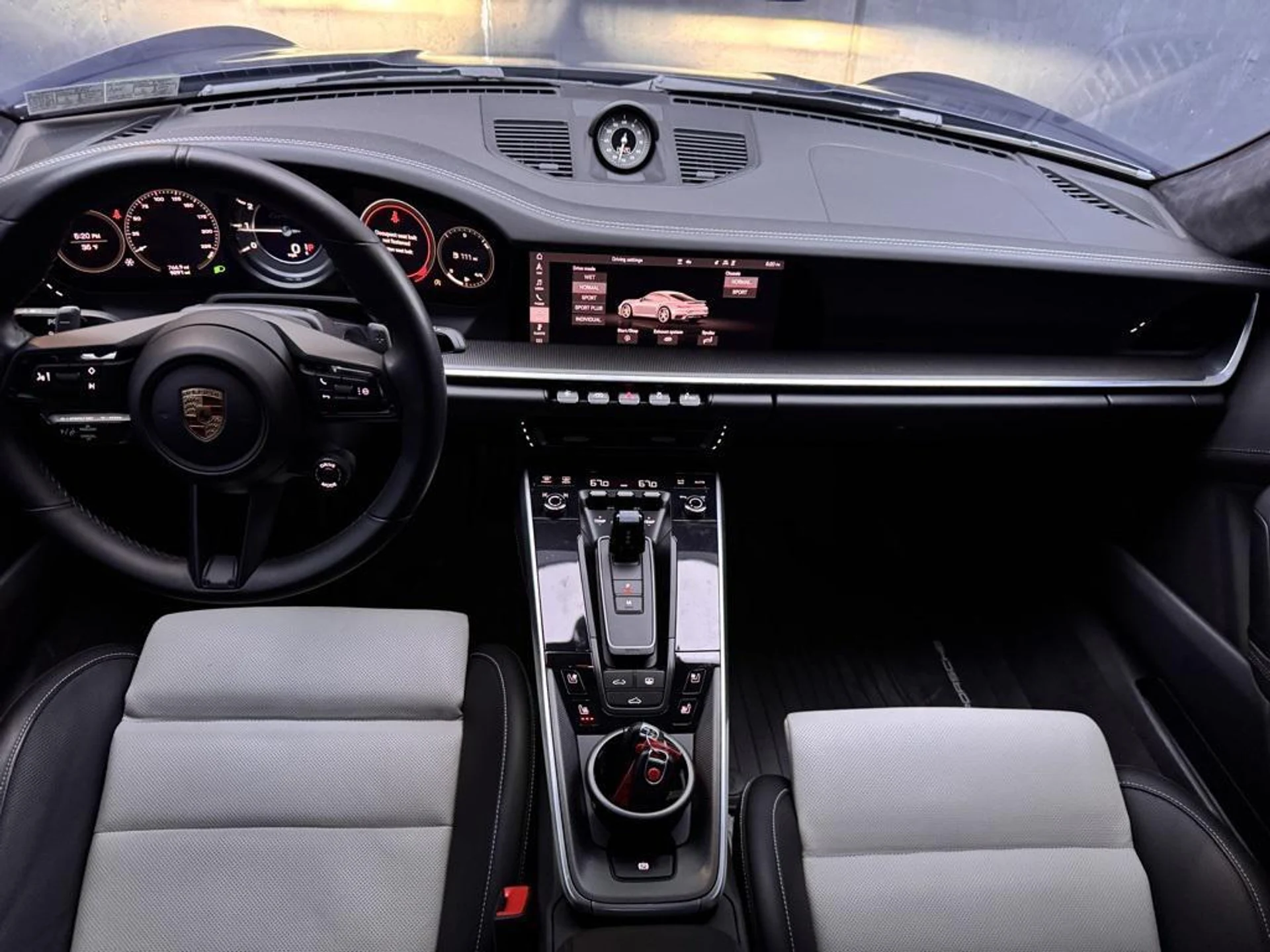 mph022_1817081408_q_V_Gkra_Kw_BVB_Nr_X_Ia_O1_y_QK_Pg7b4_f0991fdb15