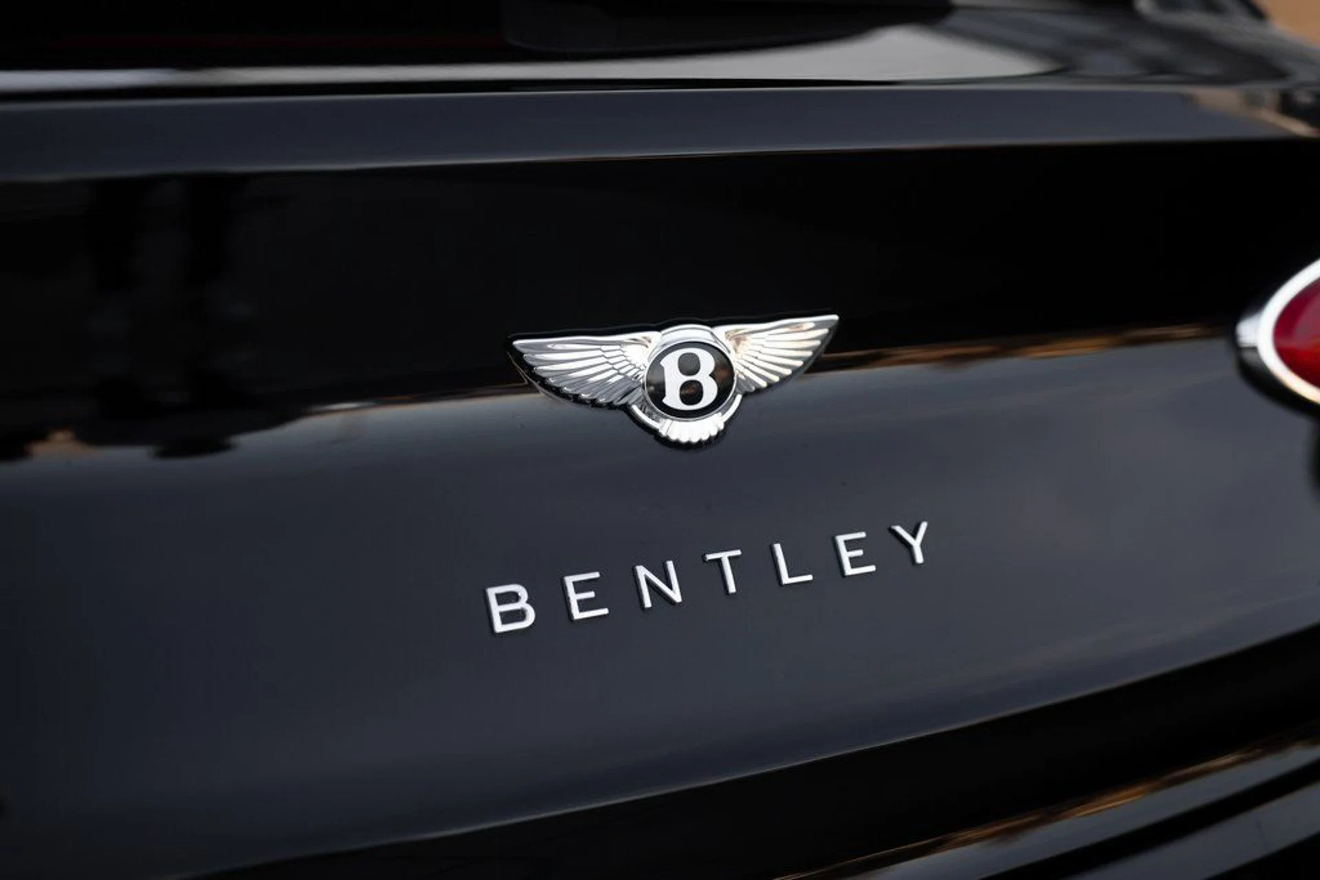 mph022_1818201767_1796f2a8cbf8f8861937c6f0ff5d62a9x_6e2afd5d83