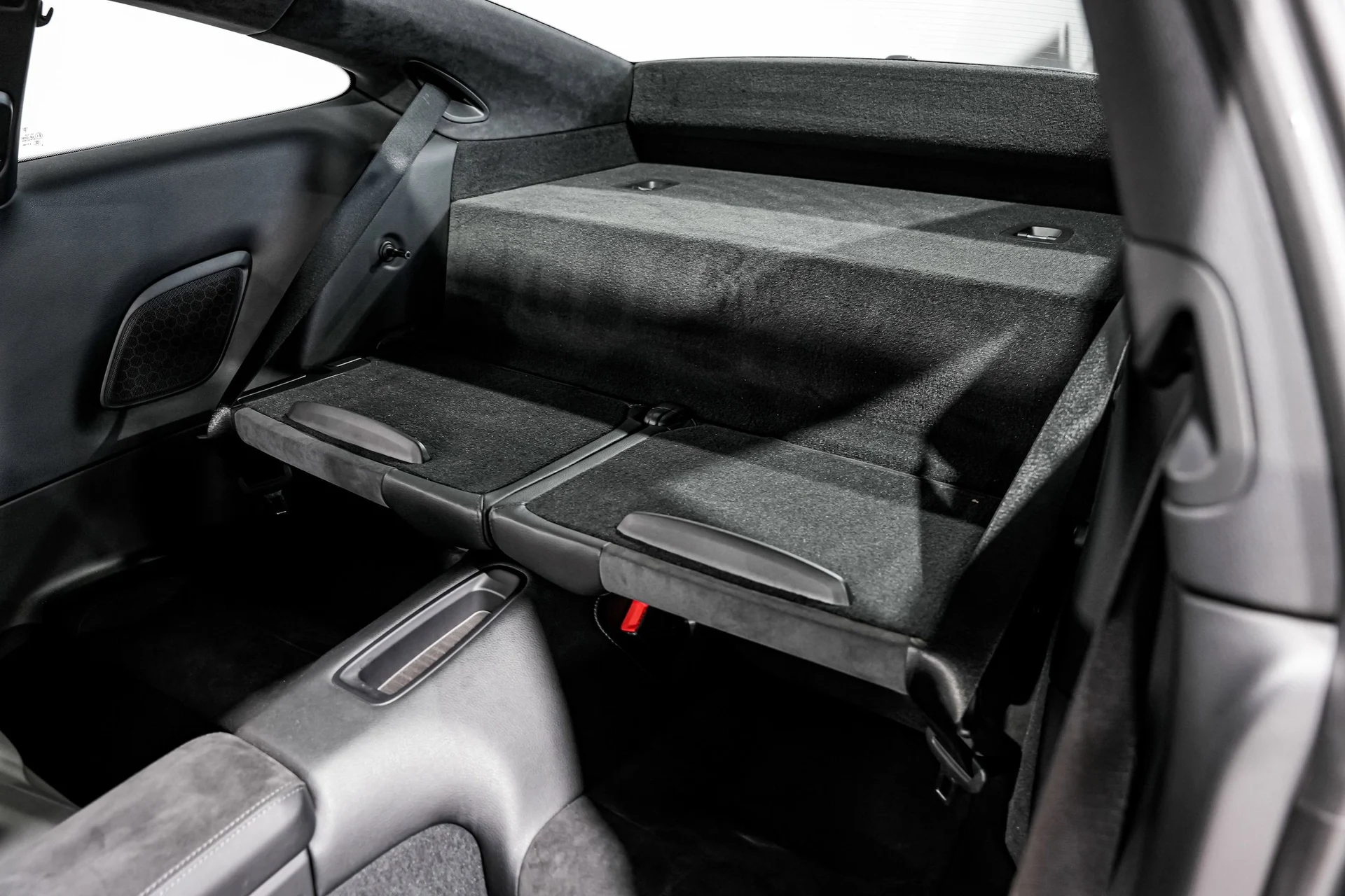 mph022_1822792114_4f037b4d87b26d0d964c7e652ebb775bx_a83b7f619e