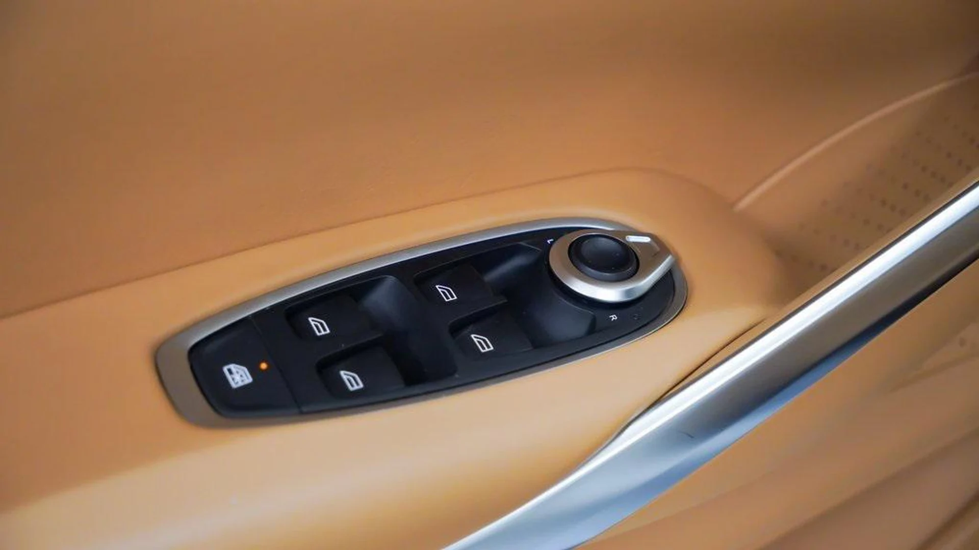 mph022_1834999179_m_T_Xr_G4_DX_v_l7u_ZD_R5q_R7_Yx_WFM_1825781c5f