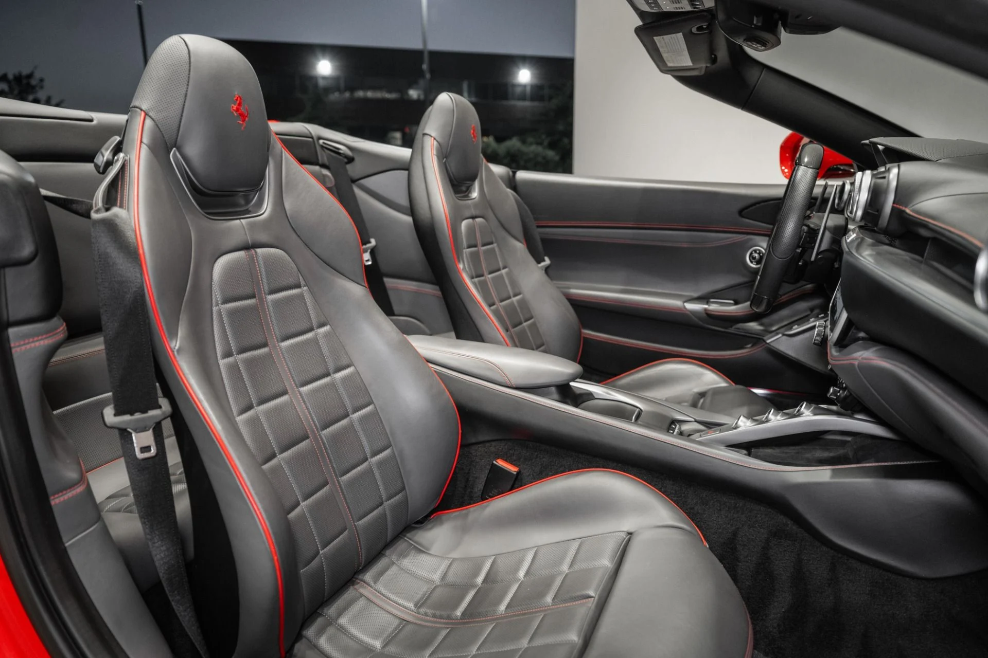 mph022_1840027137_Used_2019_Ferrari_Portofino_1780718460_a641bea380