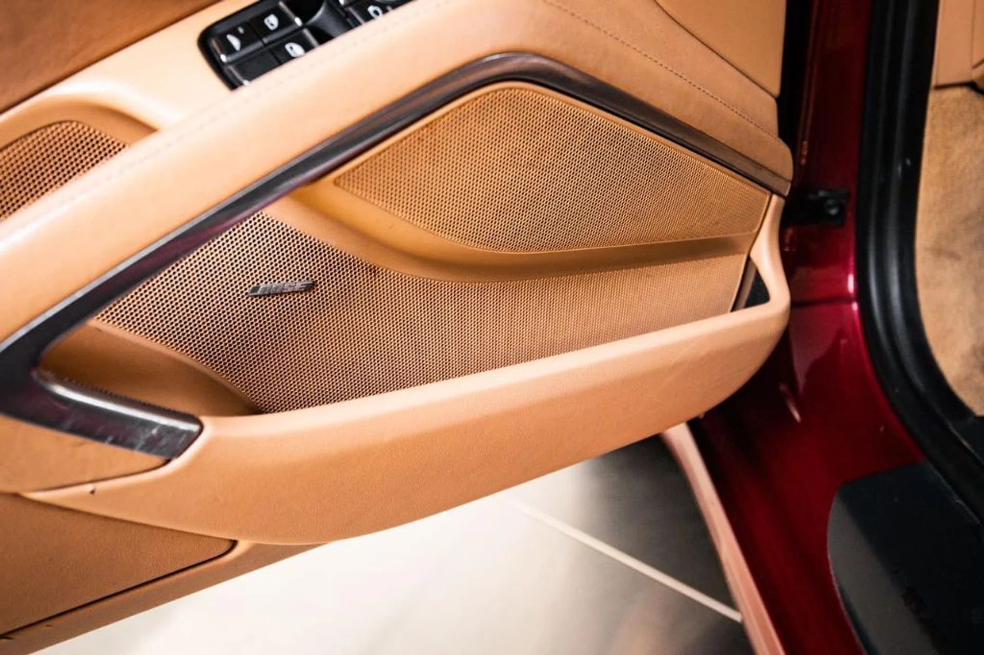 mph022_1840256545_r_Rk6jyrrbo_P_Oe9d_Md_D3q_AD_4a_X_Gw_1b33b3b673