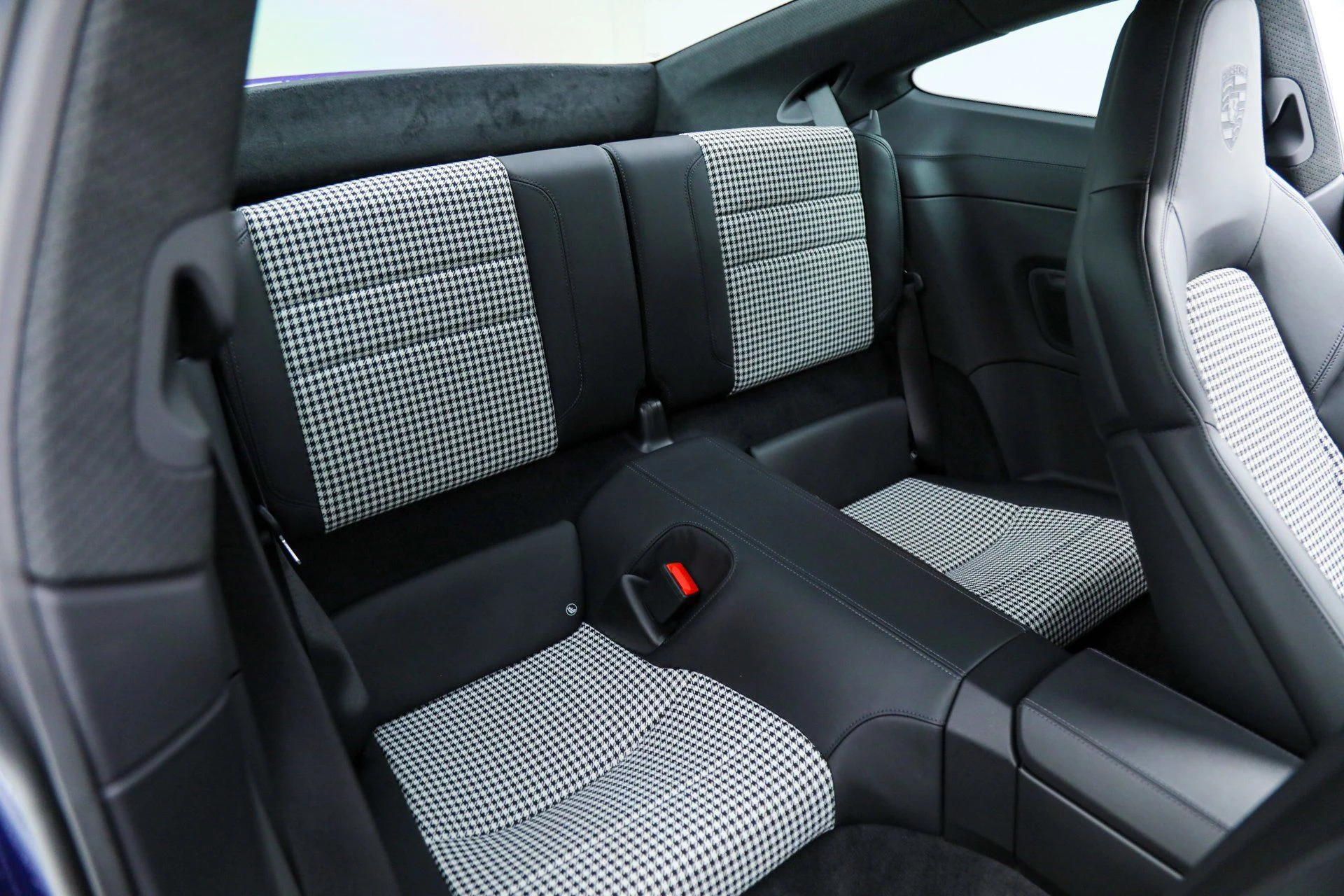 mph022_1841205317_4d51a713484b8ed780429106e8f7021d_e12d6cabac