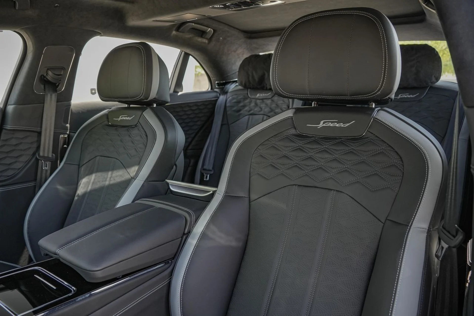mph022_1841697118_Hi_Tech_Luxury_Imports_LLC_SCBBR_6_ZG_8_SC_021779_image_22_1c25329e8d