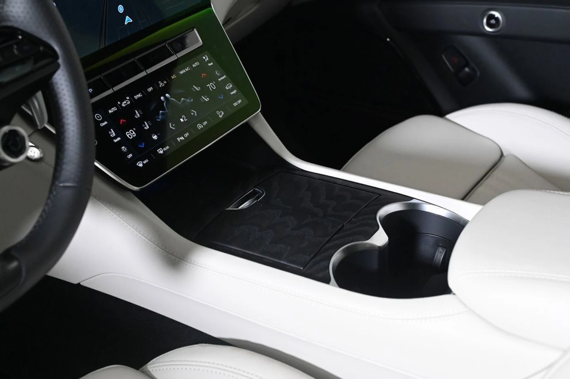 mph022_1848509661_new_2026_maserati_grecale_11350_22978889_22_1024_0bb1992b07