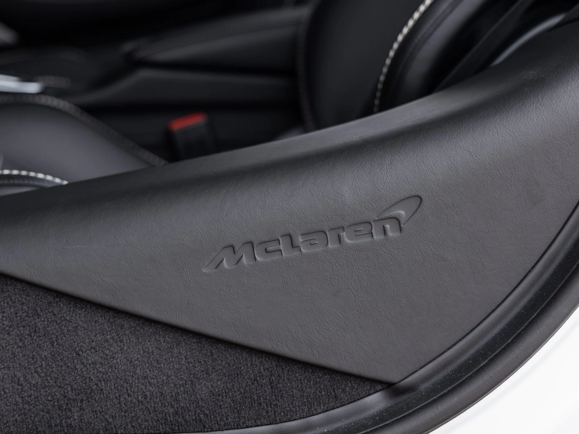 mph022_1849039504_23_e2d6e26497