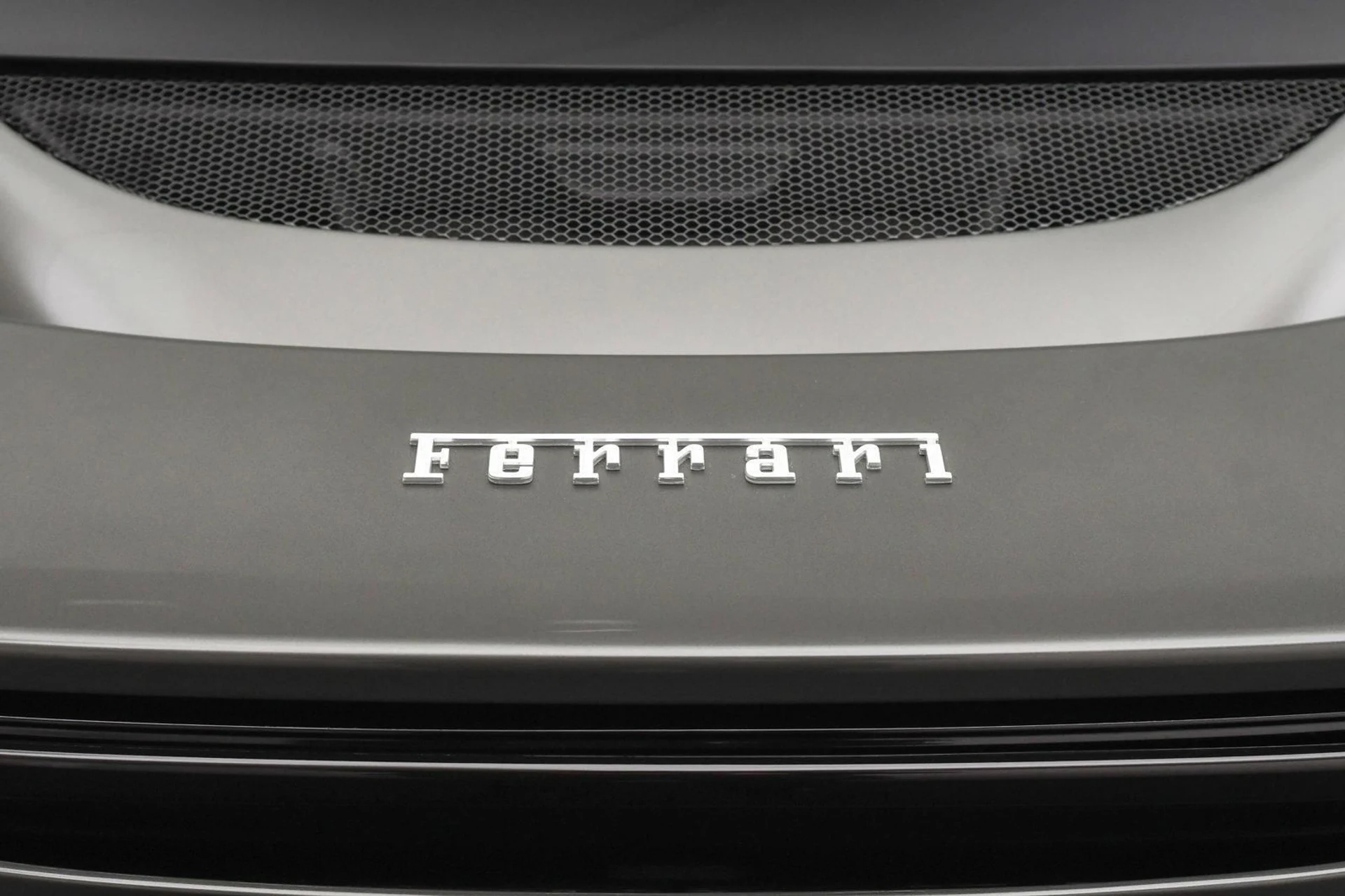 mph022_1852025882_Used_2024_Ferrari_296_GTS_in_Grigio_Scuro_Micalizzato_1737190729_66e120c3d0