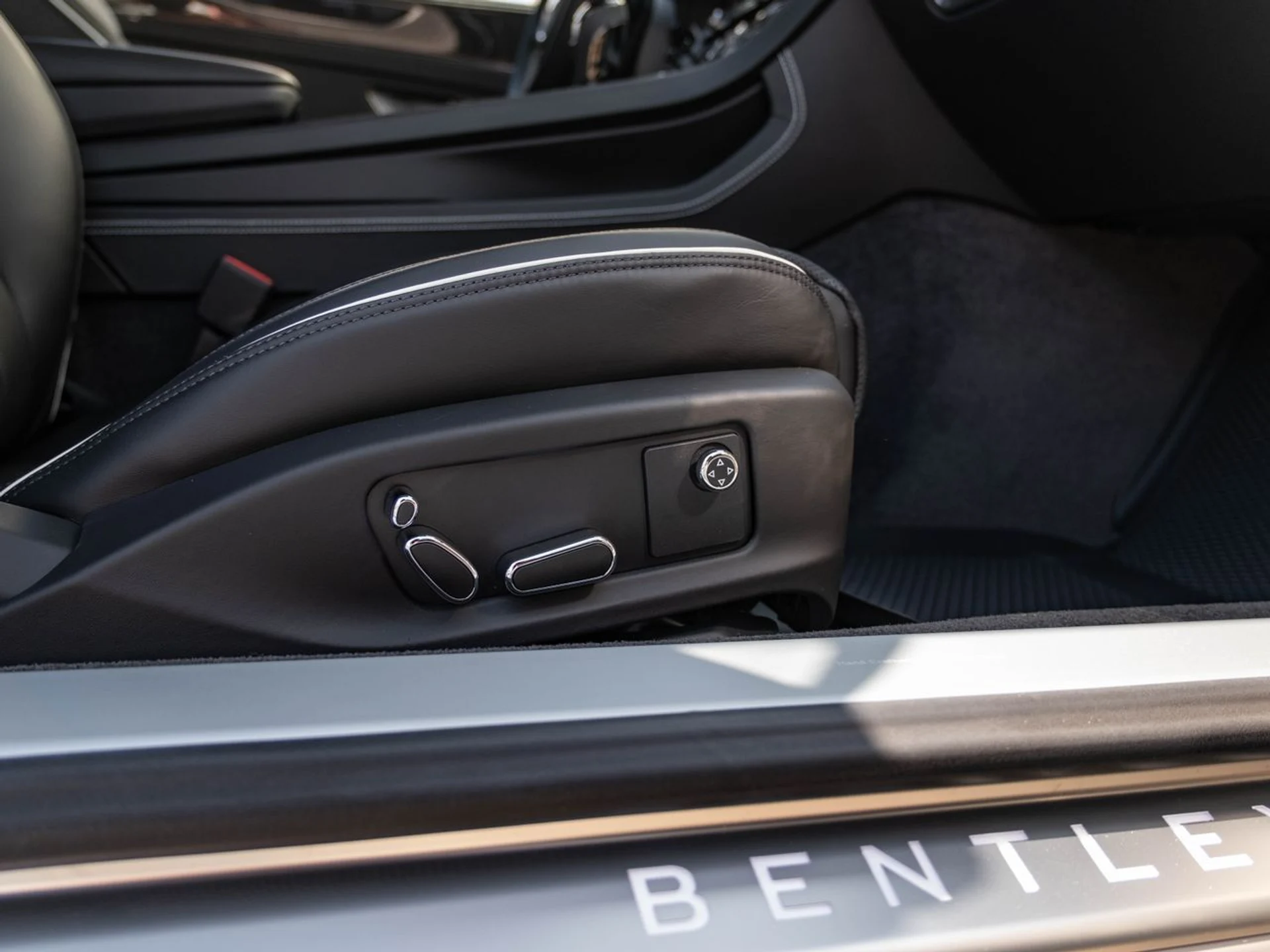 mph022_1853770467_e8ad5c4d41be8362bd3da6bbbbe54540x_8d9842cc88