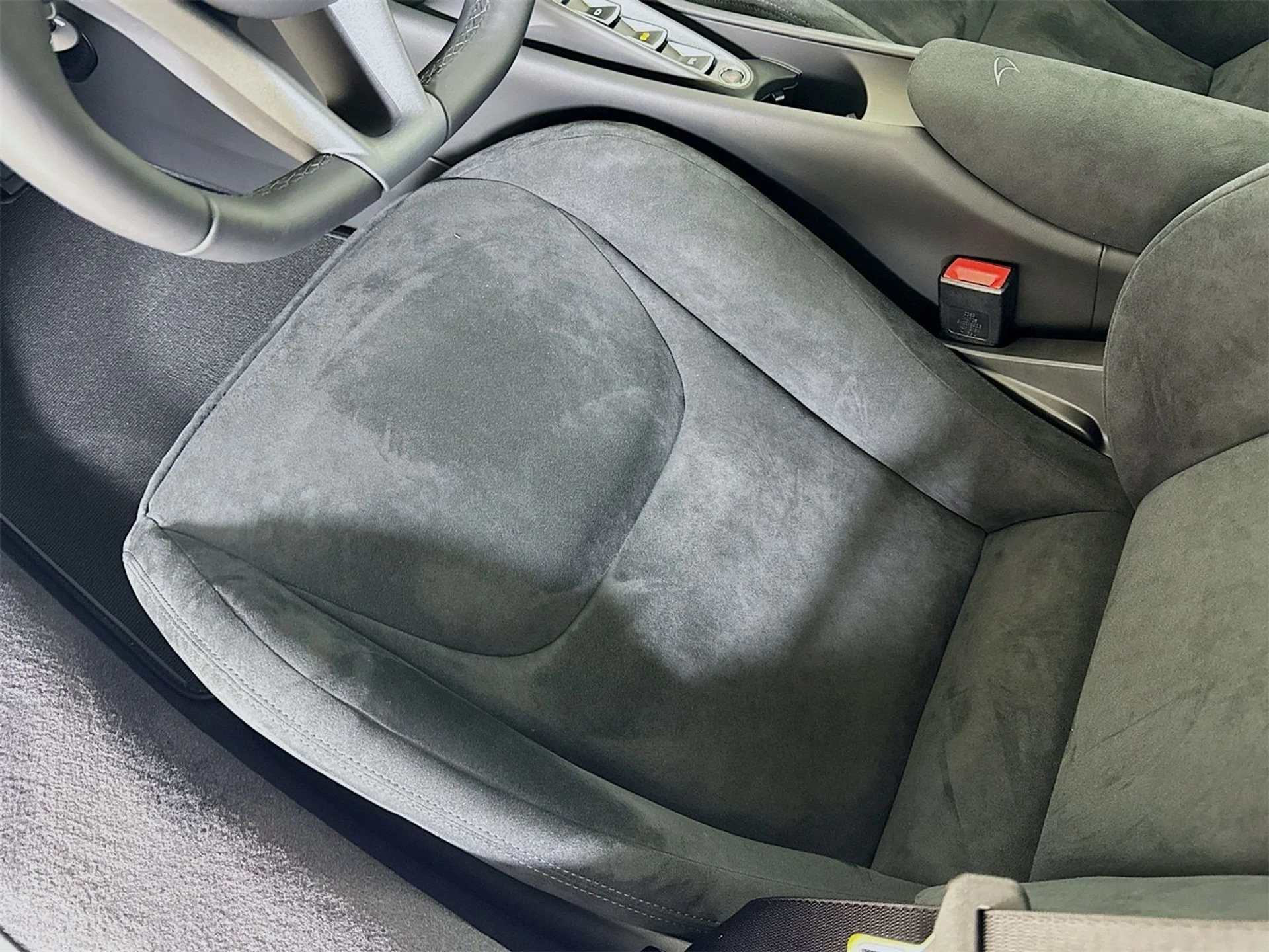 mph022_1854618626_b928feef2a757def30b9af60c9654b57x_2ac3829366