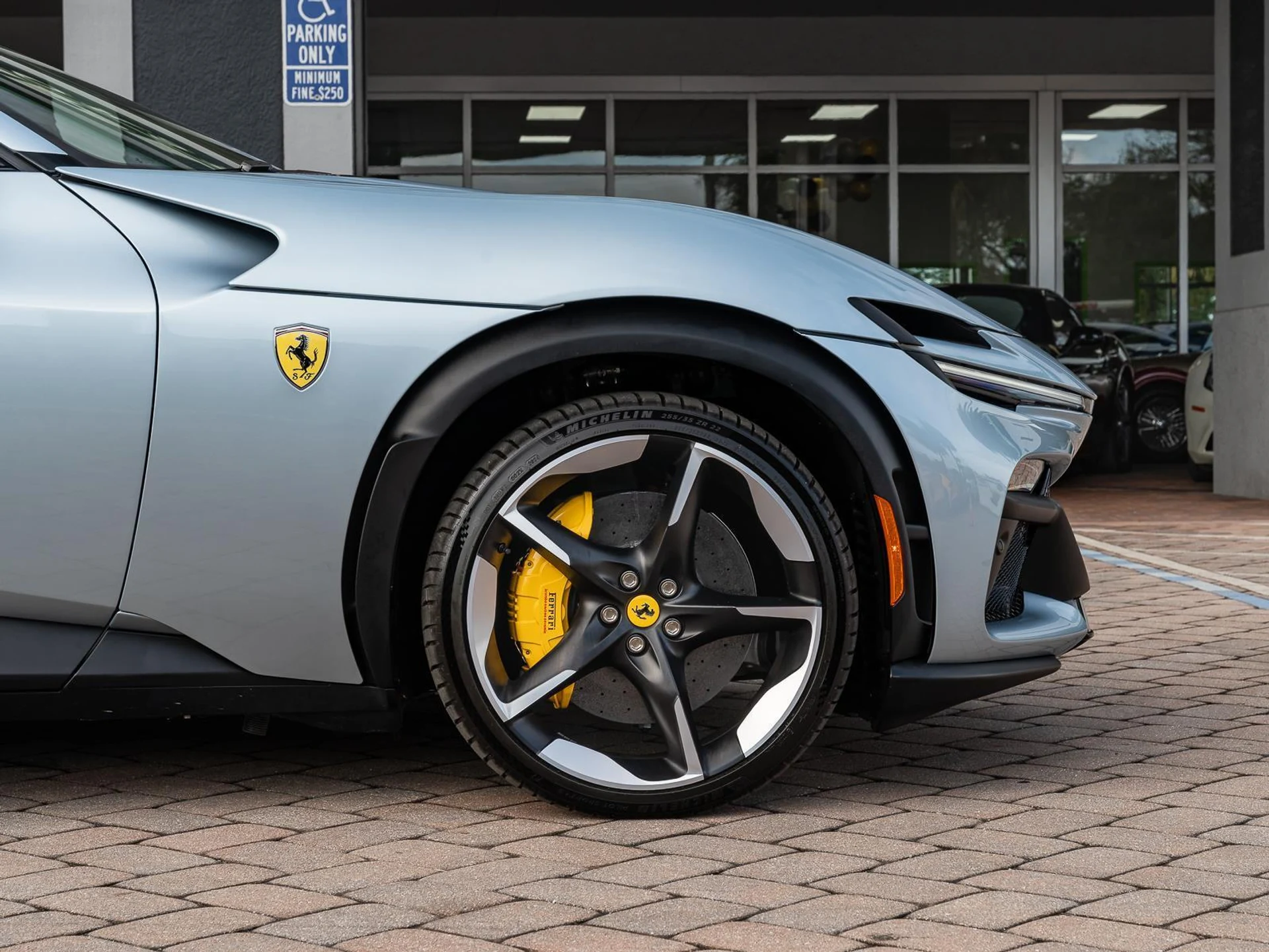 mph022_1855414397_Used_2025_Ferrari_Purosangue_AWD_1768385483_acfa80b64c