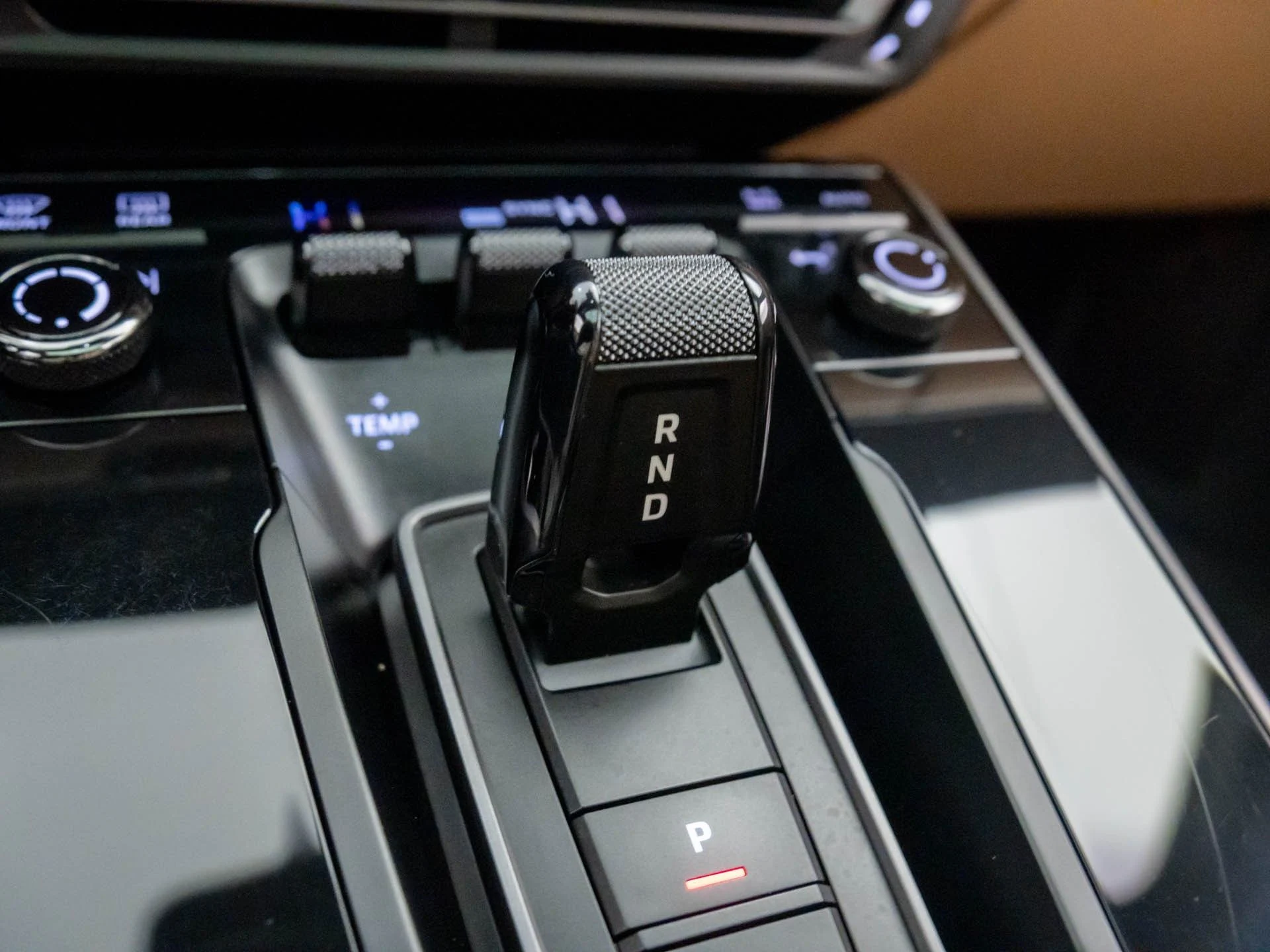 mph022_1857956191_080a99b0e52226f2edd382b534417981x_c5e9e973be