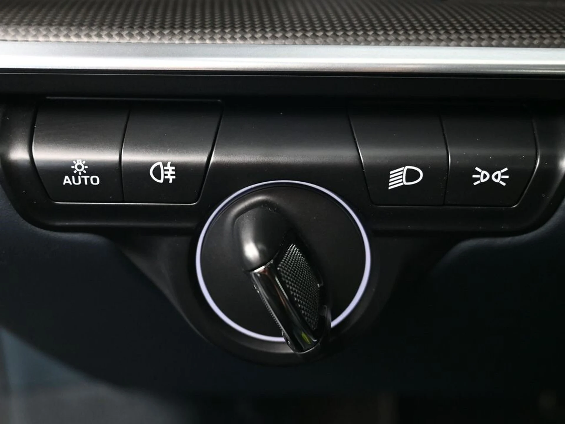 mph022_1861120111_1f237f7f6038fc4ea9b868952a1c1b28x_149ff42b9e