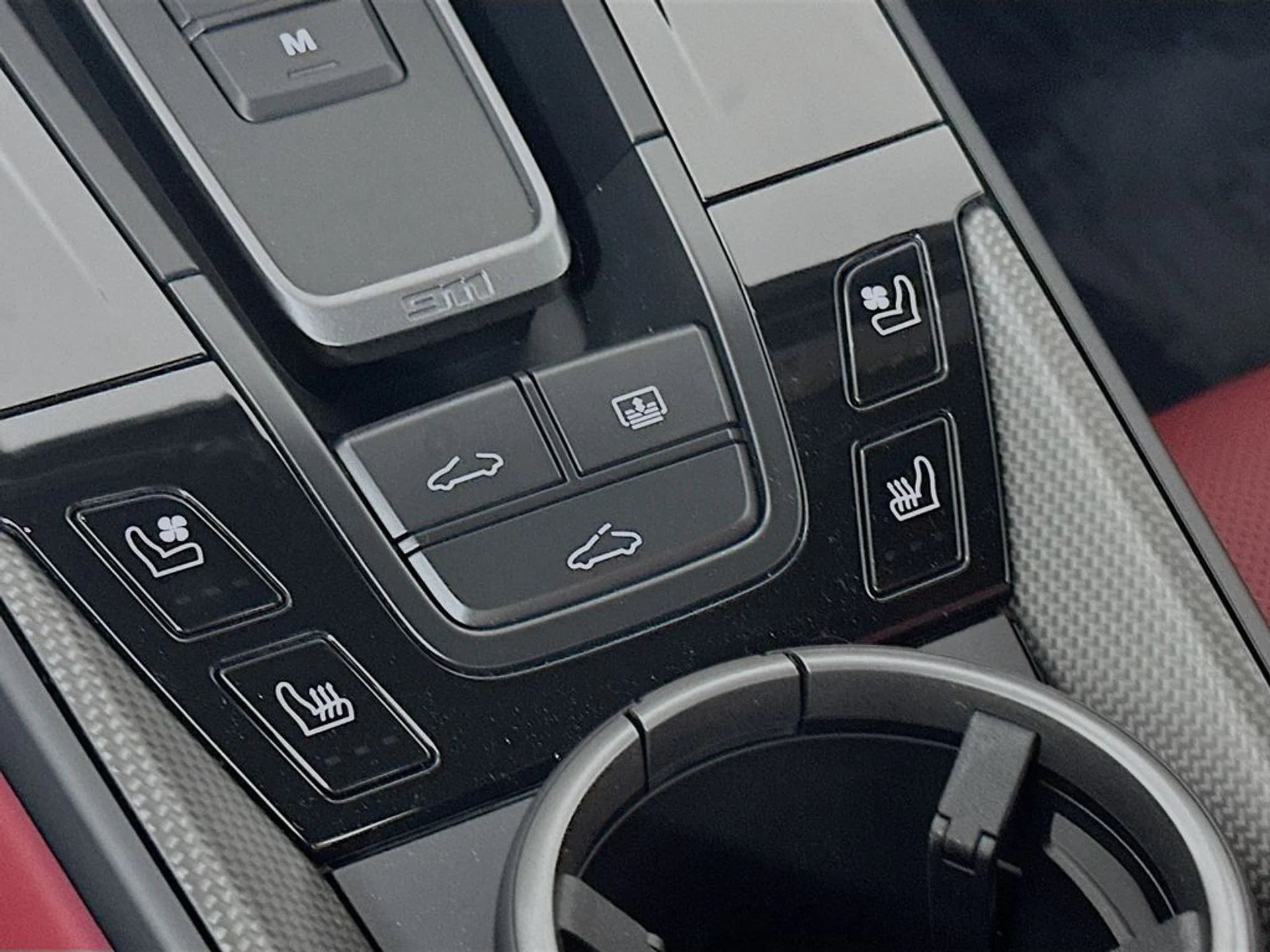 mph022_1865894999_49d2c1b03f8593f144be1d9eb679f447x_64f5e8deb3