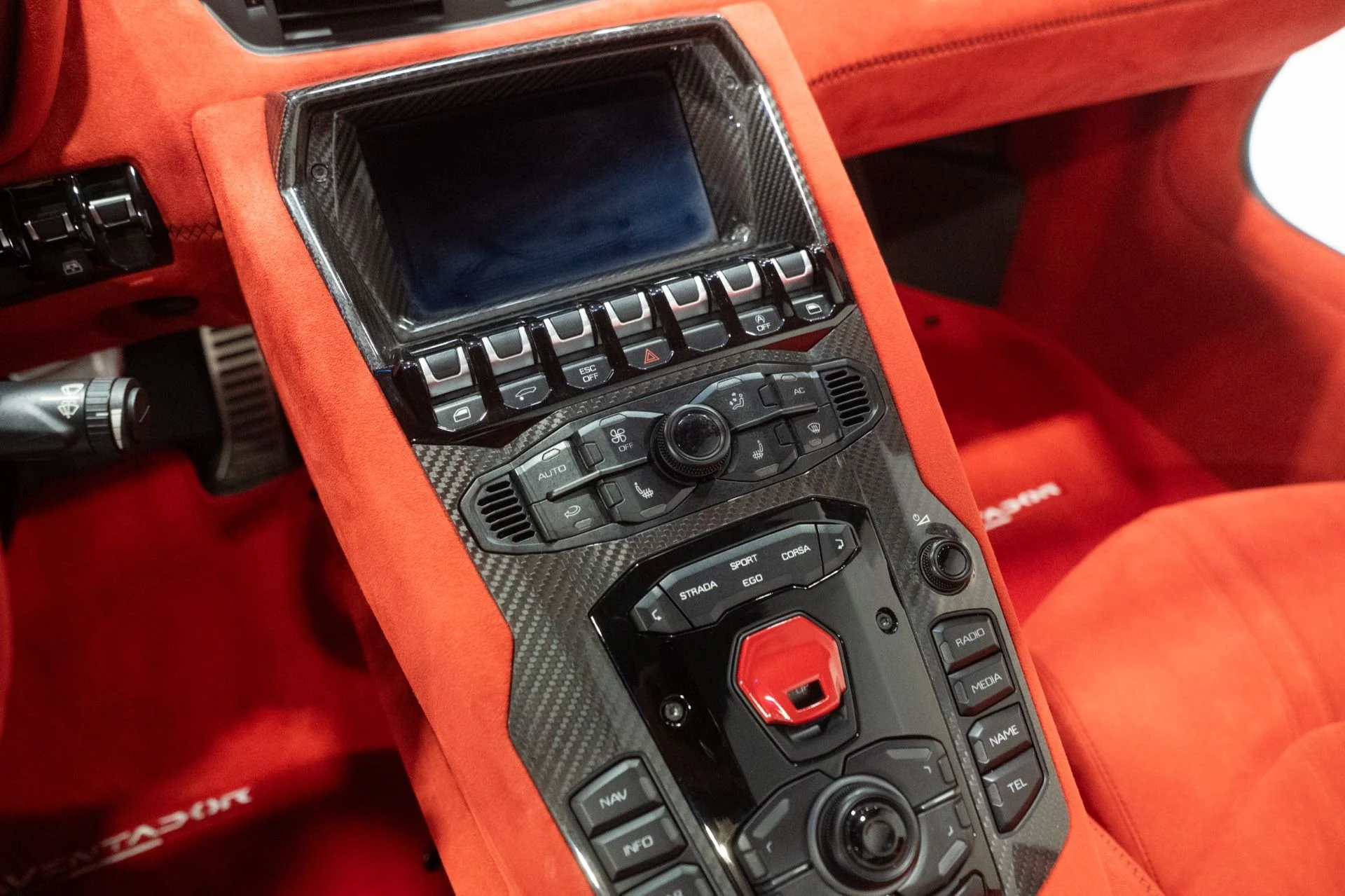 mph022_1867571068_Used_2020_Lamborghini_Aventador_LP_770_4_SVJ_1784235565_91202668e2
