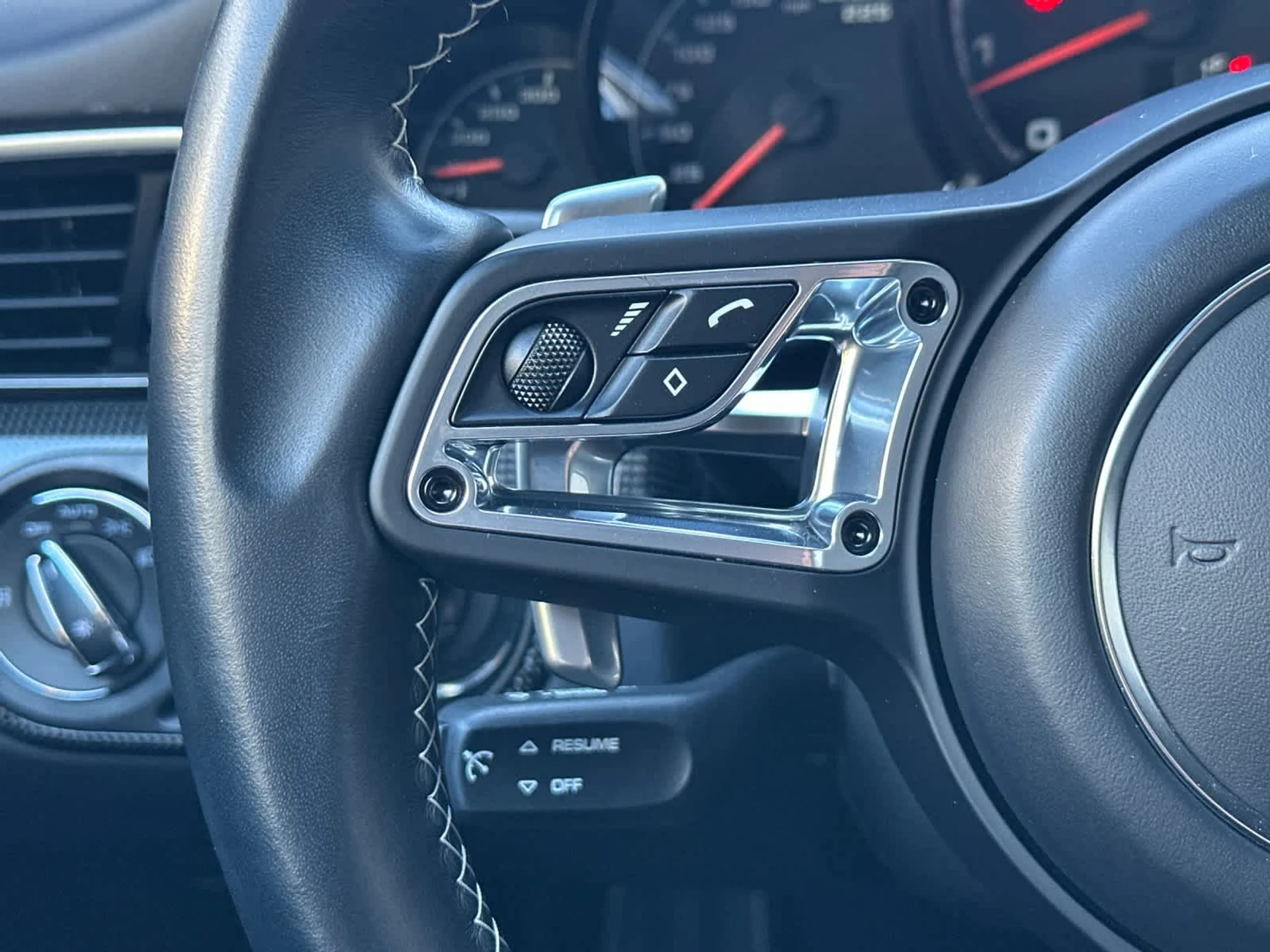 mph022_1869964957_23_d36843a542