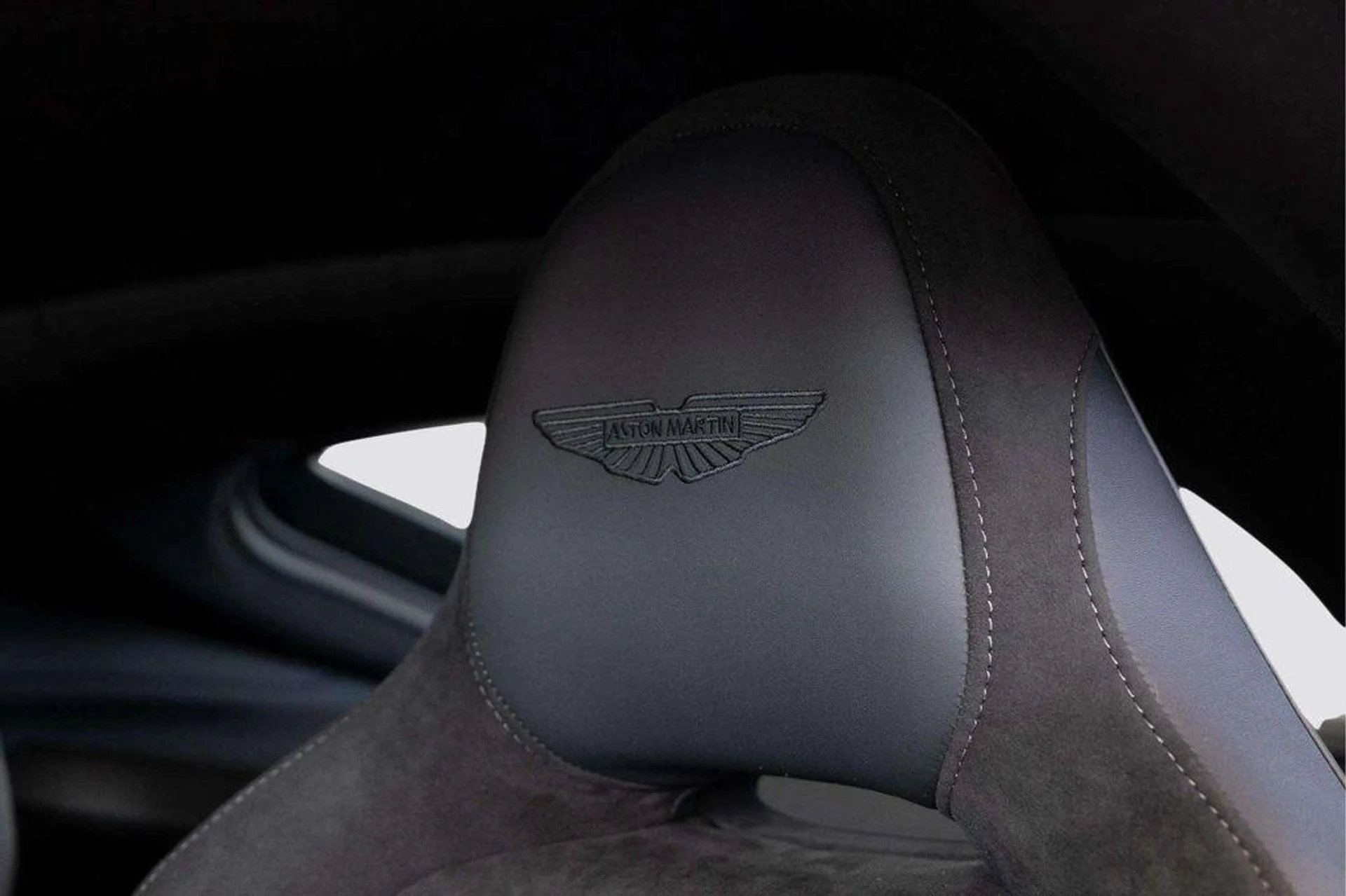 mph022_1878364562_E_Bgu_Bq_HBKDSA_Sq_KC_8_NY_6z96_LIM_42150fdd06