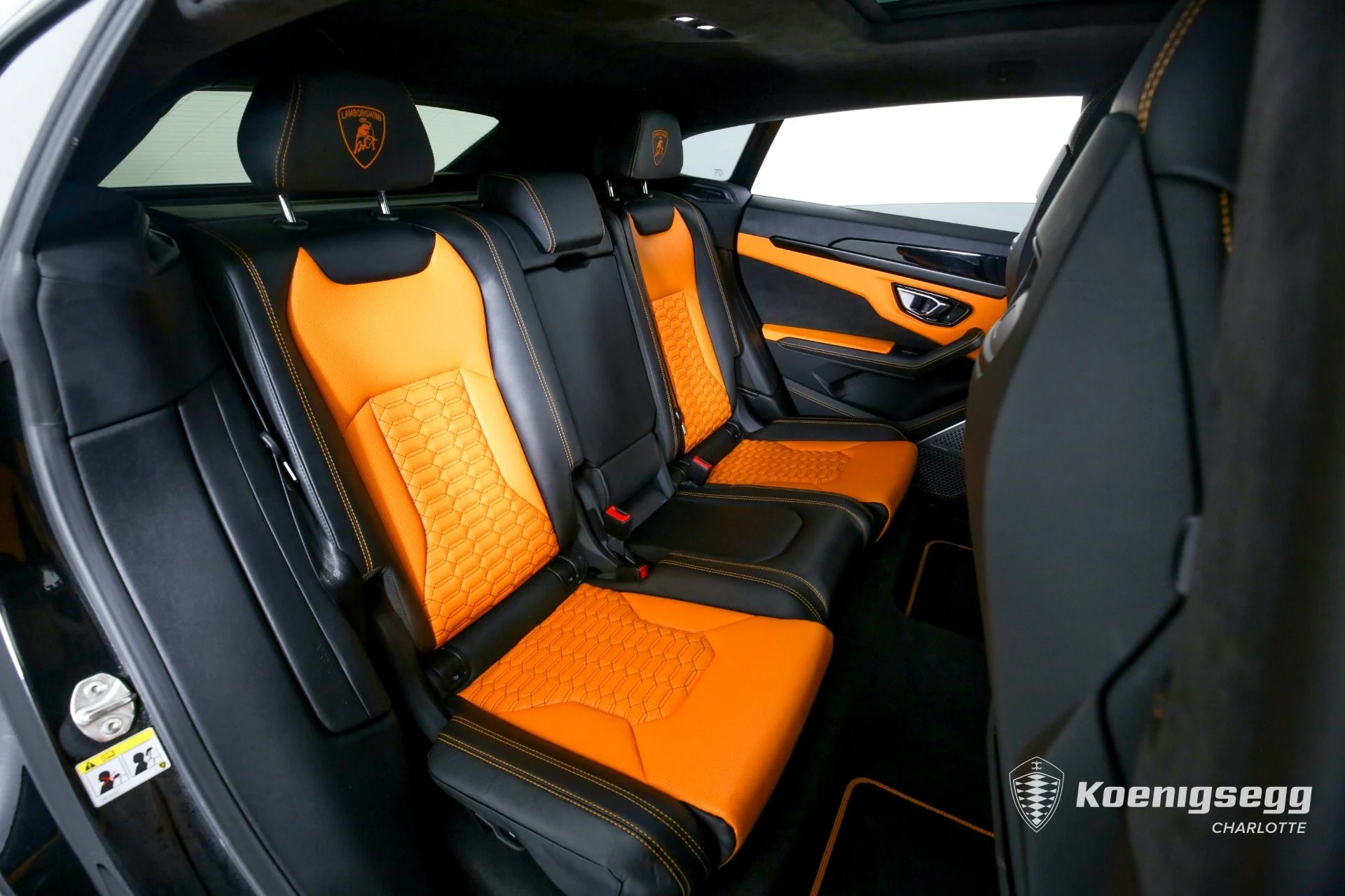 mph022_1894675175_Used_2021_Lamborghini_Urus_1675553145_ece73da1f0